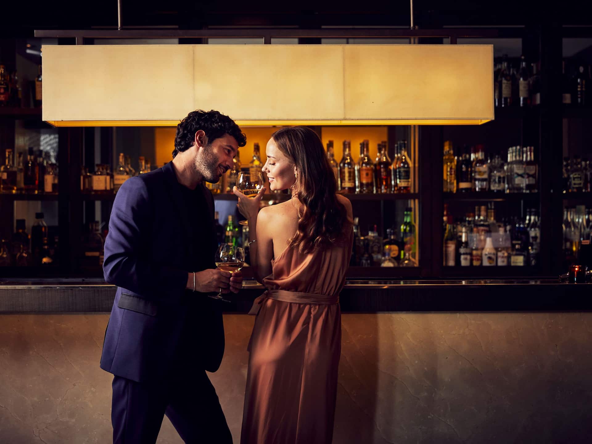 Global Couple Drinks Bar