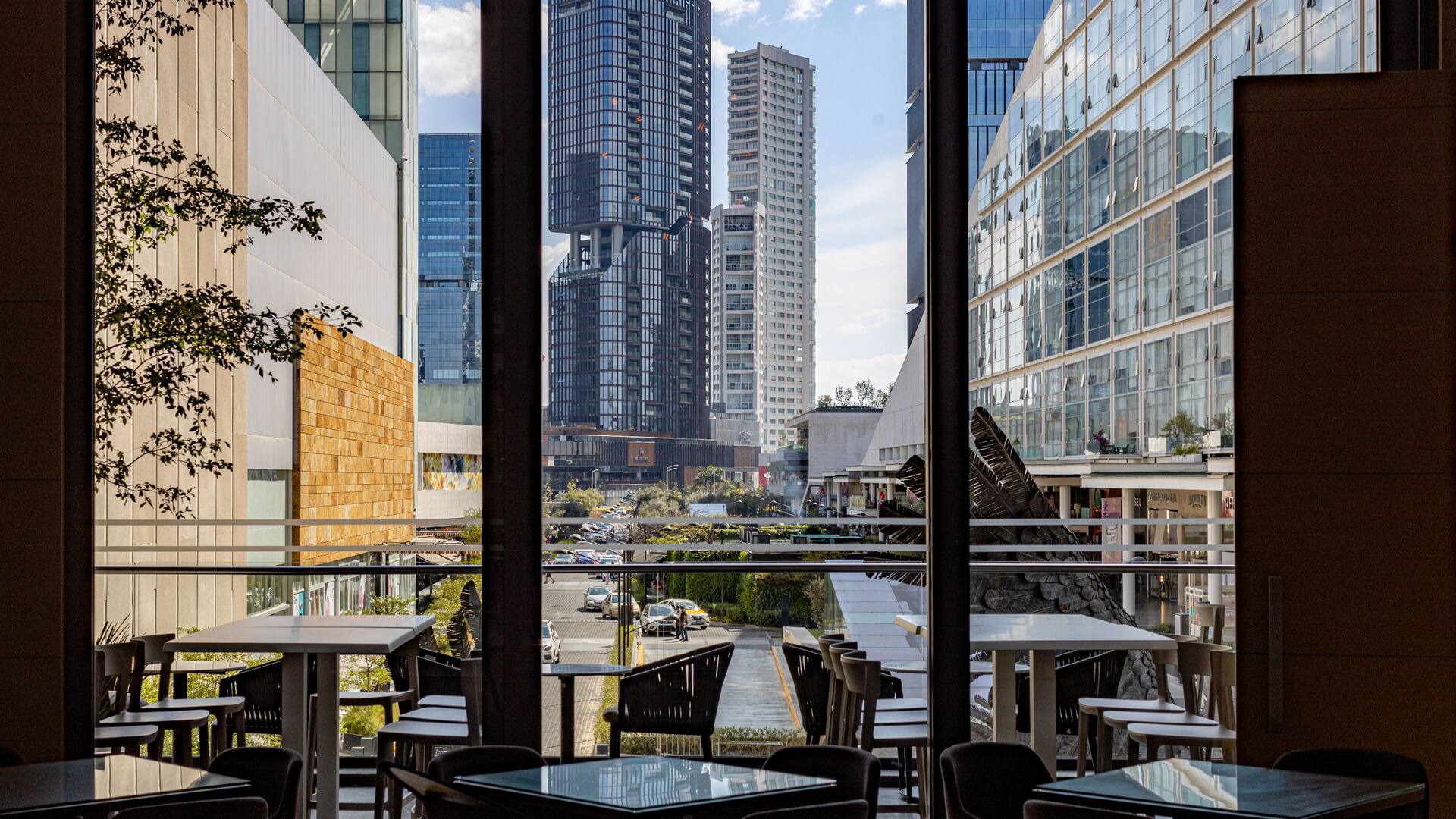 Andares Lounge view