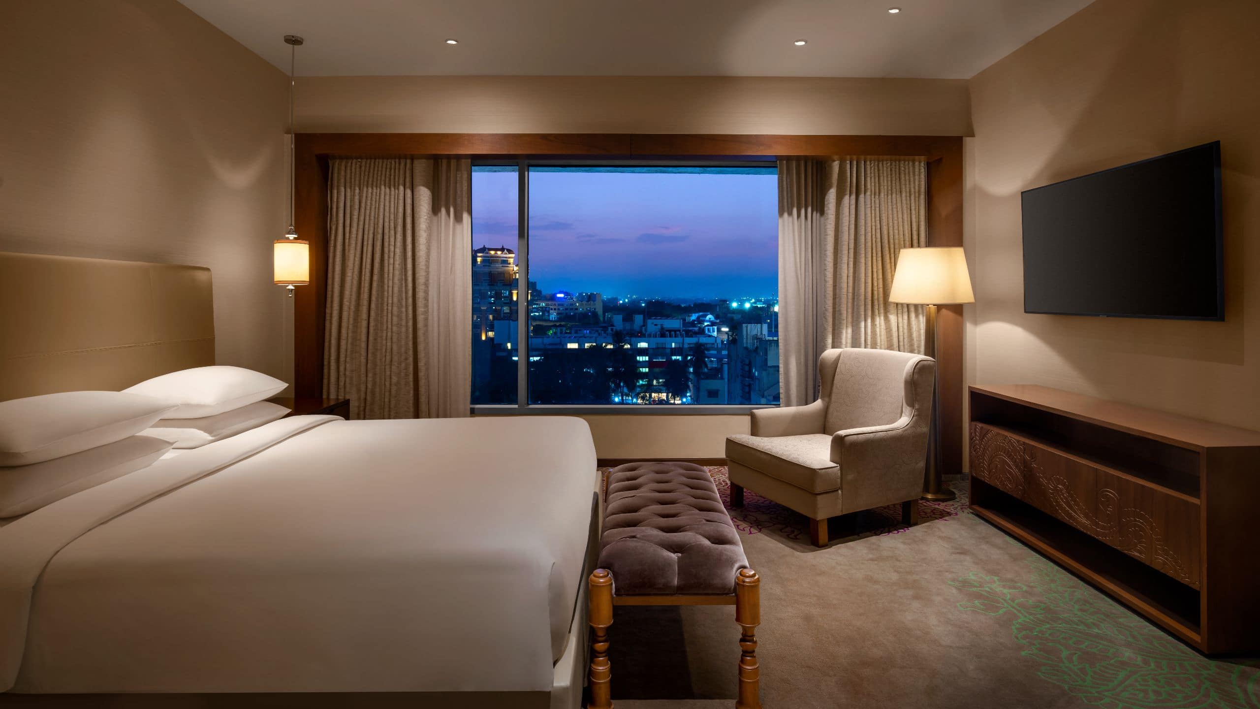 6 of 6 Park Hyatt Chennai Park Executive Suite Bedroom