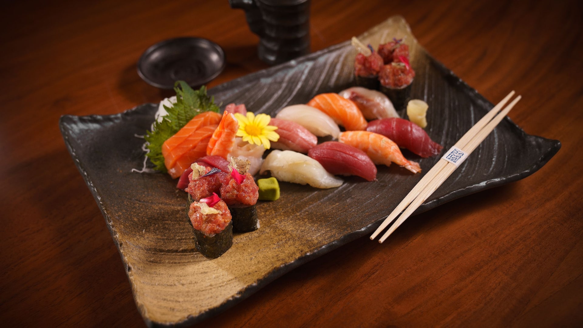 Grand Hyatt Al Khobar Hotel and Residences Sushi To Sashimi Set Jyou