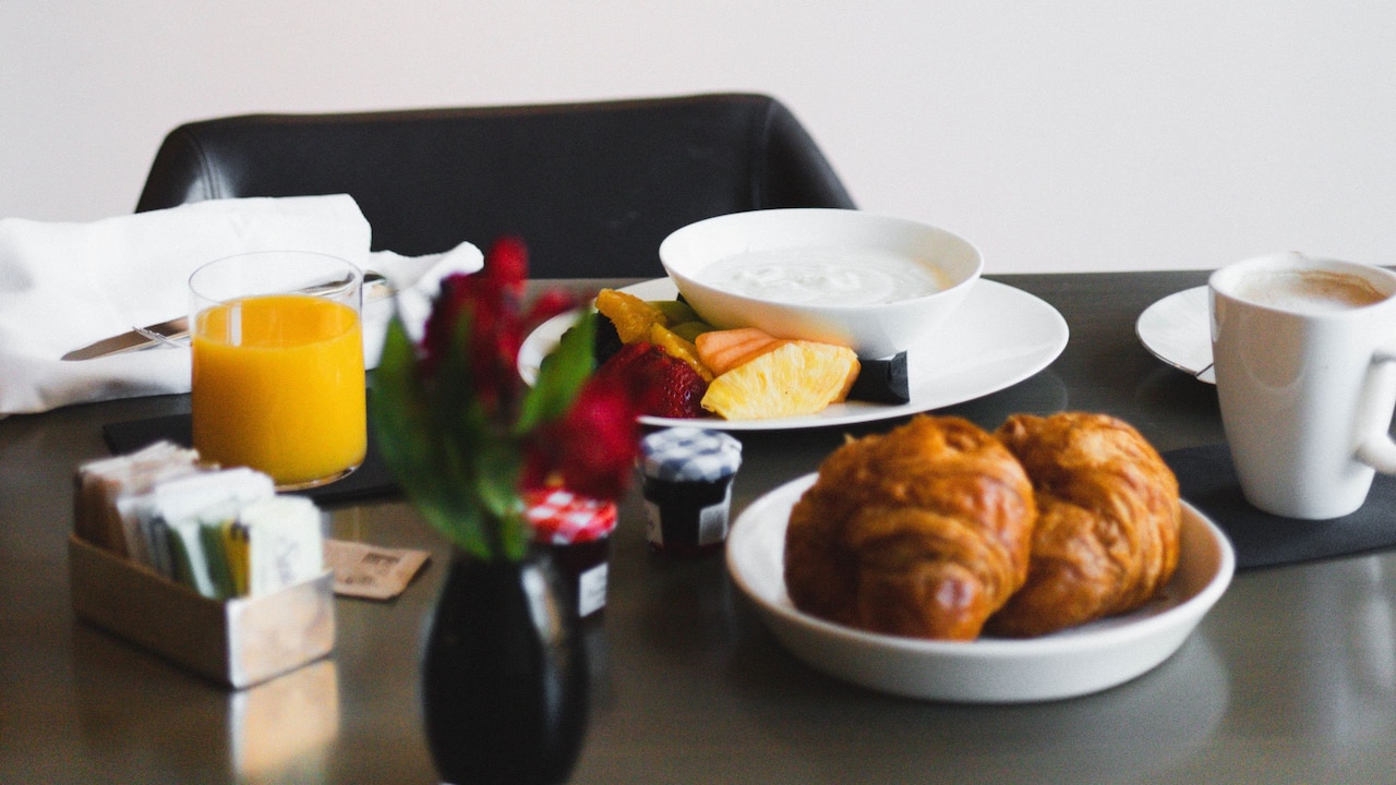 Carnegie Suite In Room Dining Breakfast
