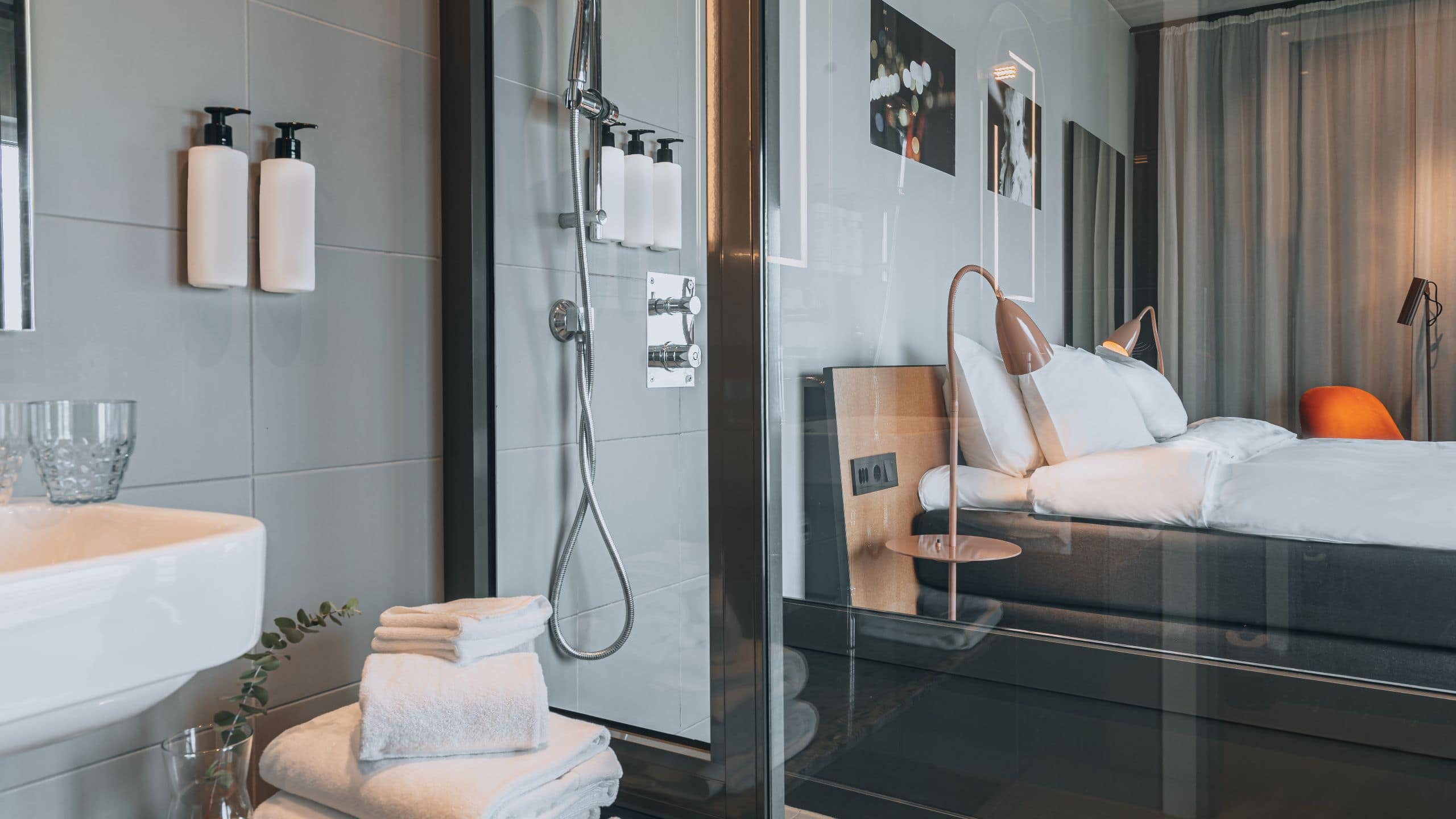 5/5 Story Hotel Studio Malmo Deluxe Room Bathroom