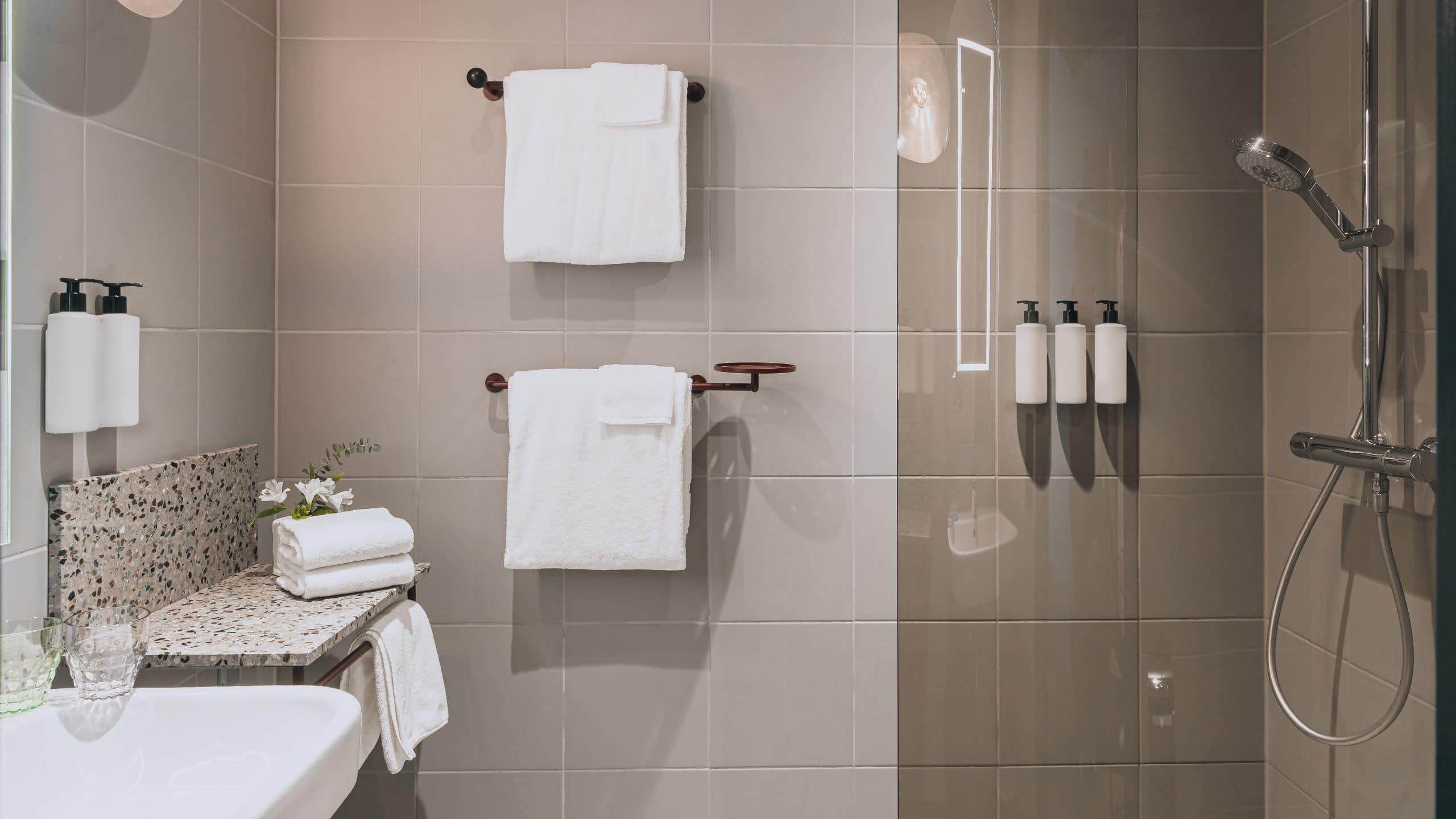 7/7 Story Hotel Studio Malmo Standard Bathroom