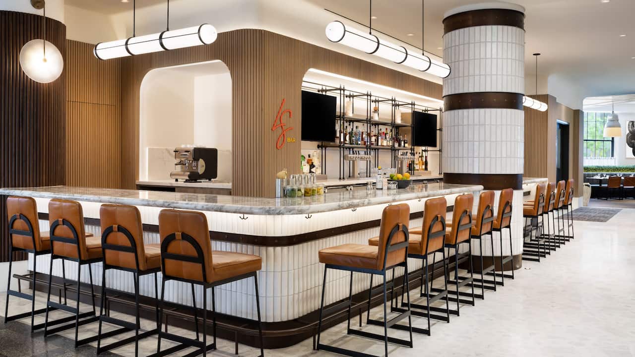 La Société Bar