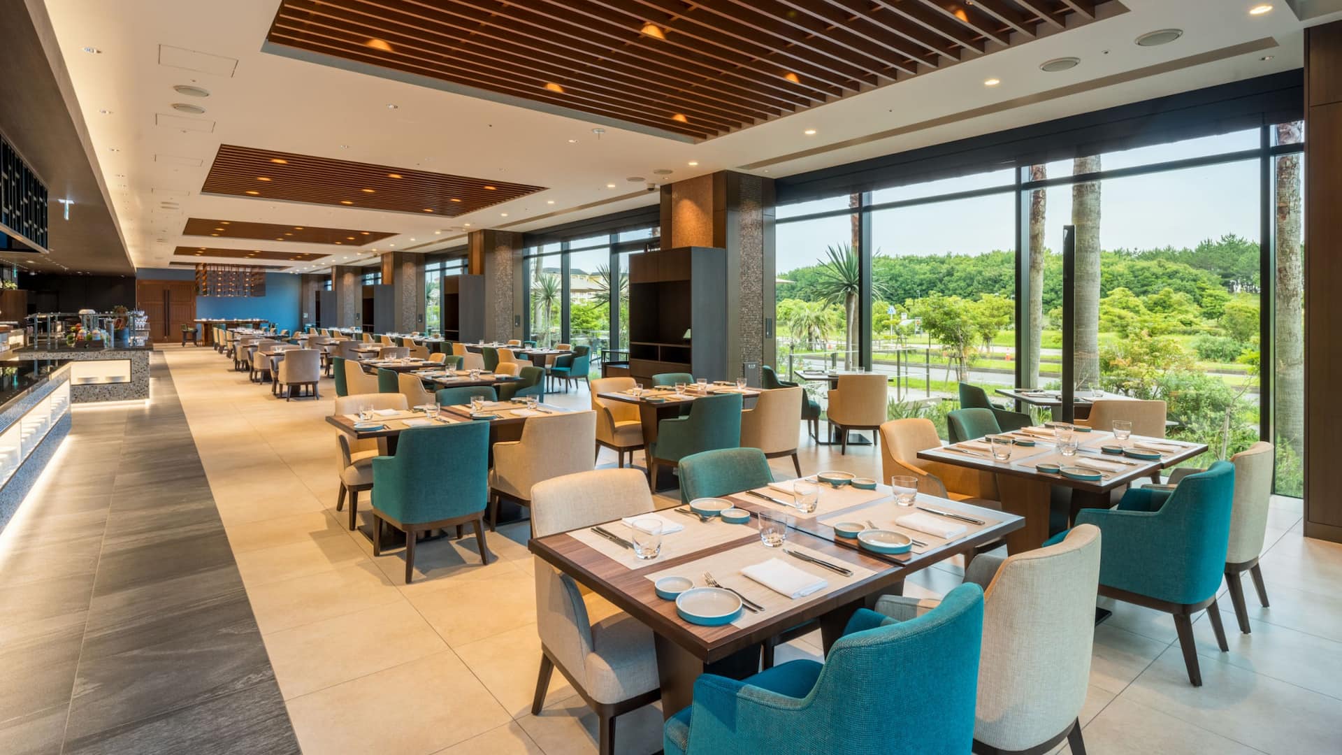 Hyatt Regency Tokyo Bay The Garden Restaurant Daytime