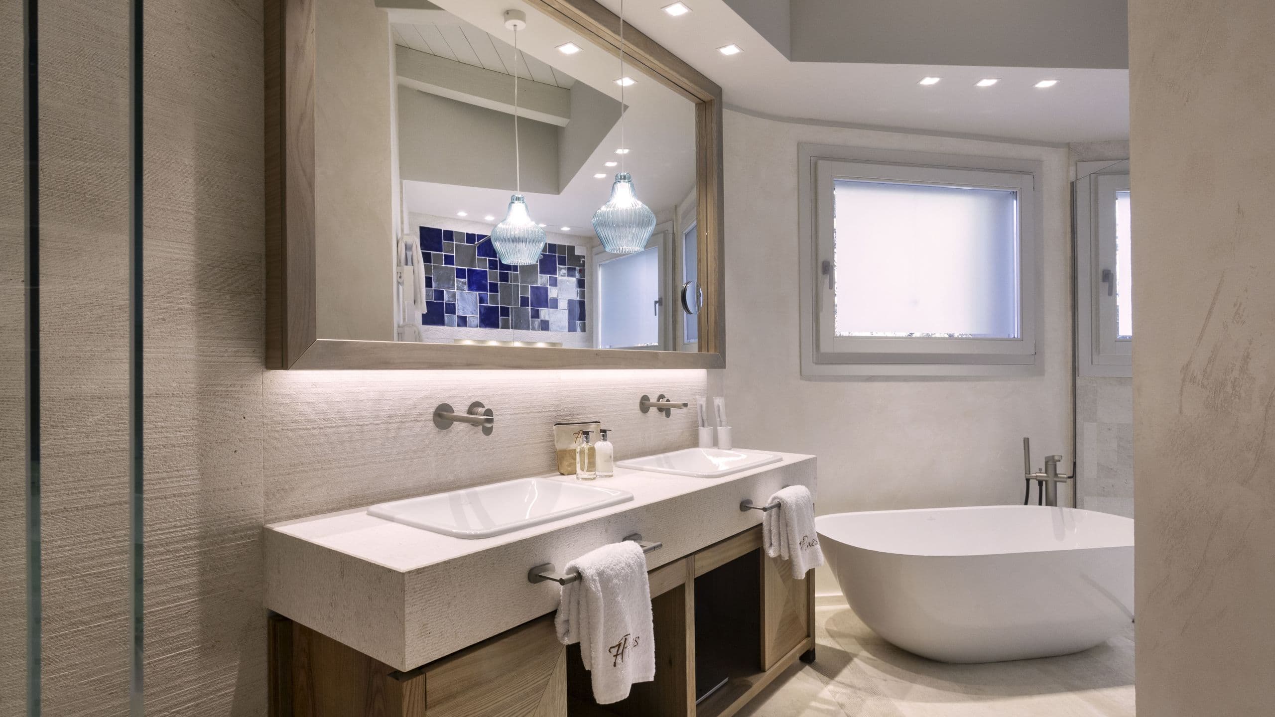 6 of 7 7Pines Resort Sardinia Suite Smeralda Bathroom Layout