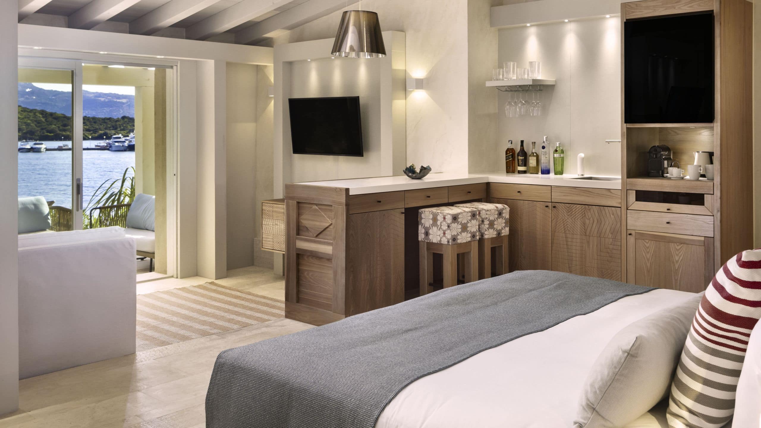 7Pines Resort Sardinia Suite Smeralda Bedroom