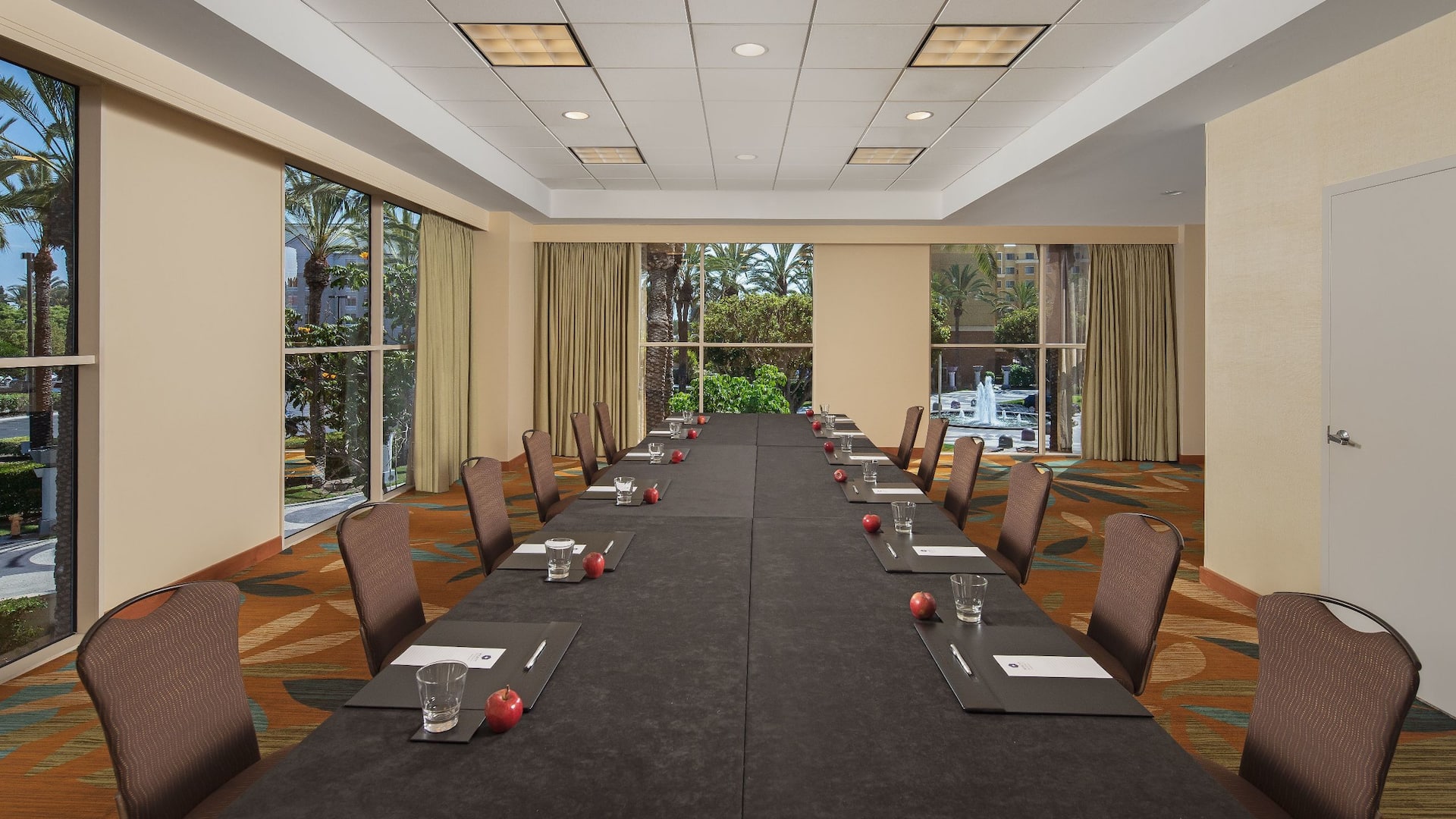 2 of 3 Hyatt Regency Orange County Salon Iv 1