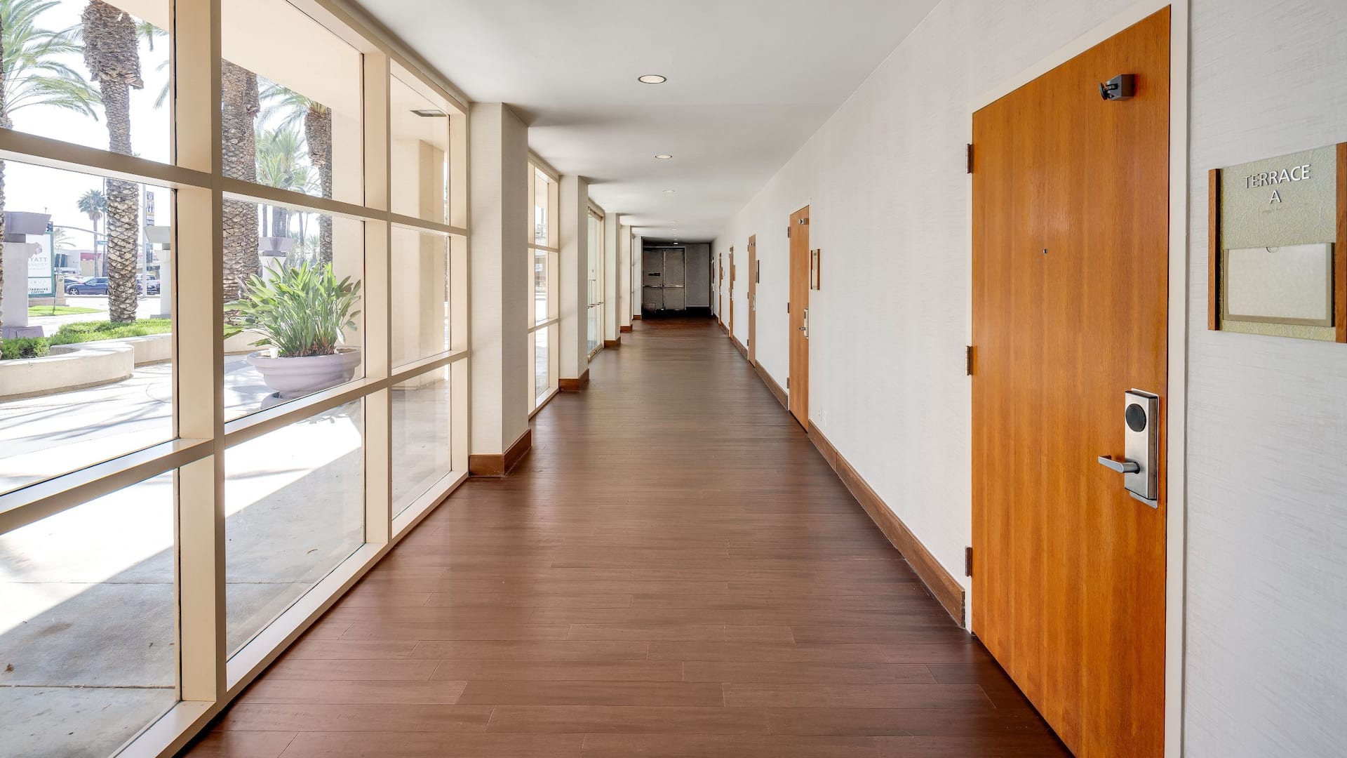 3 of 4 Hyatt Regency Orange County Foyer