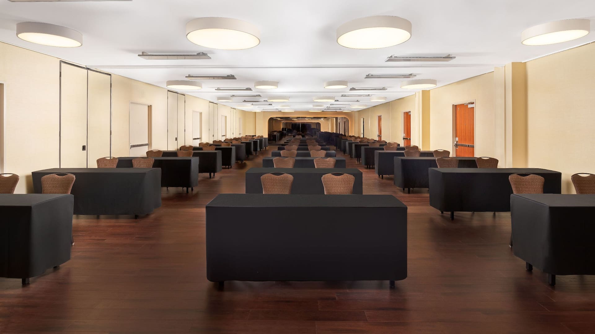 2 of 4 Hyatt Regency Orange County Terrace Meeting Room Seating