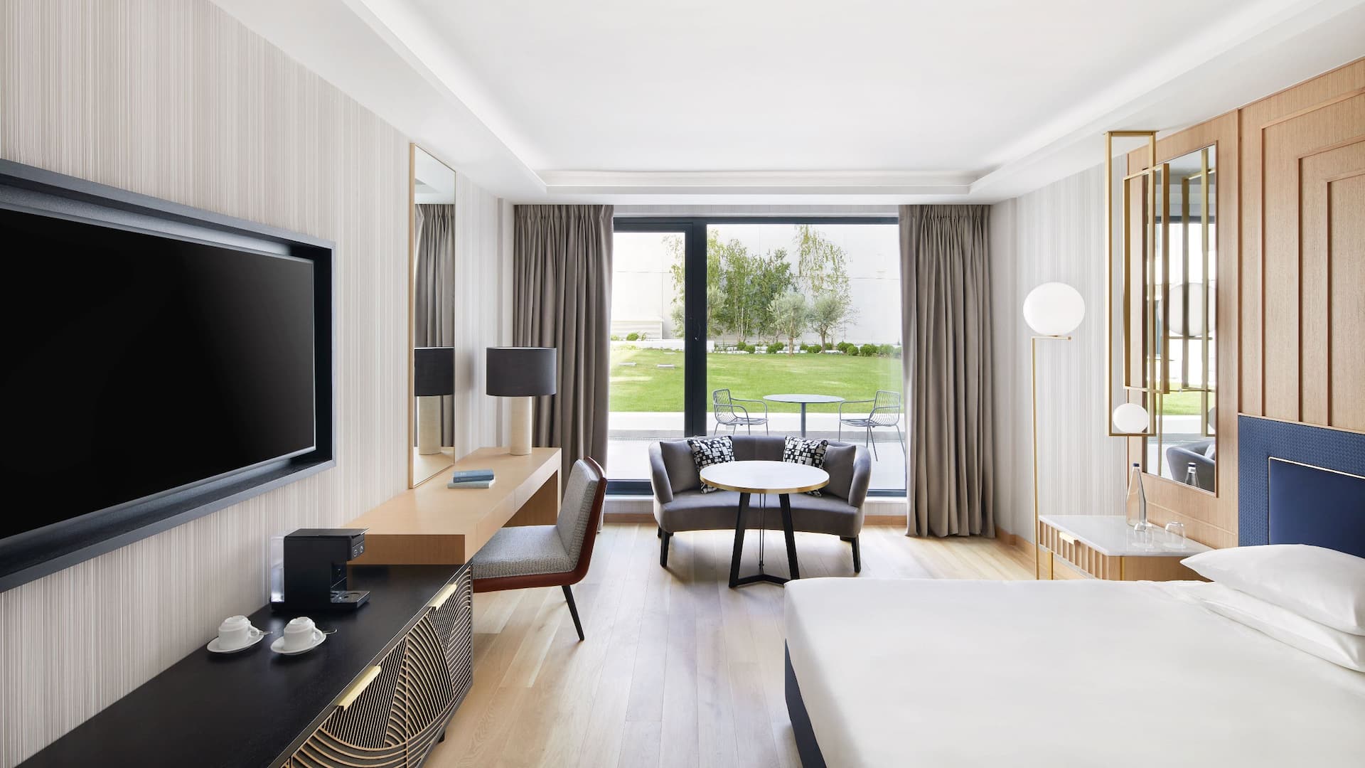 Grand Hyatt Athens King Bed with Garden