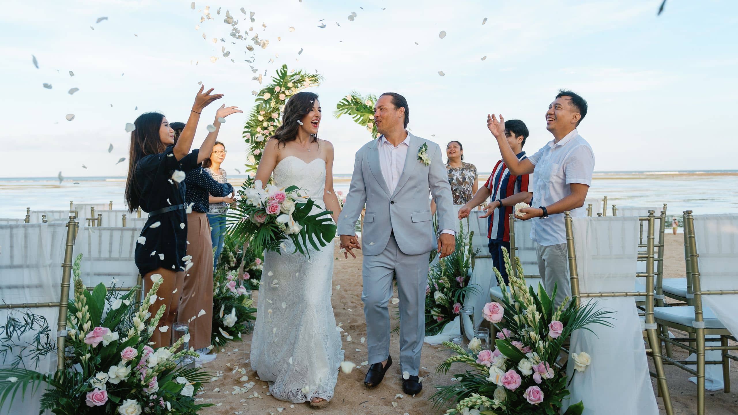 Hyatt Regency Bali Confetti Exit
