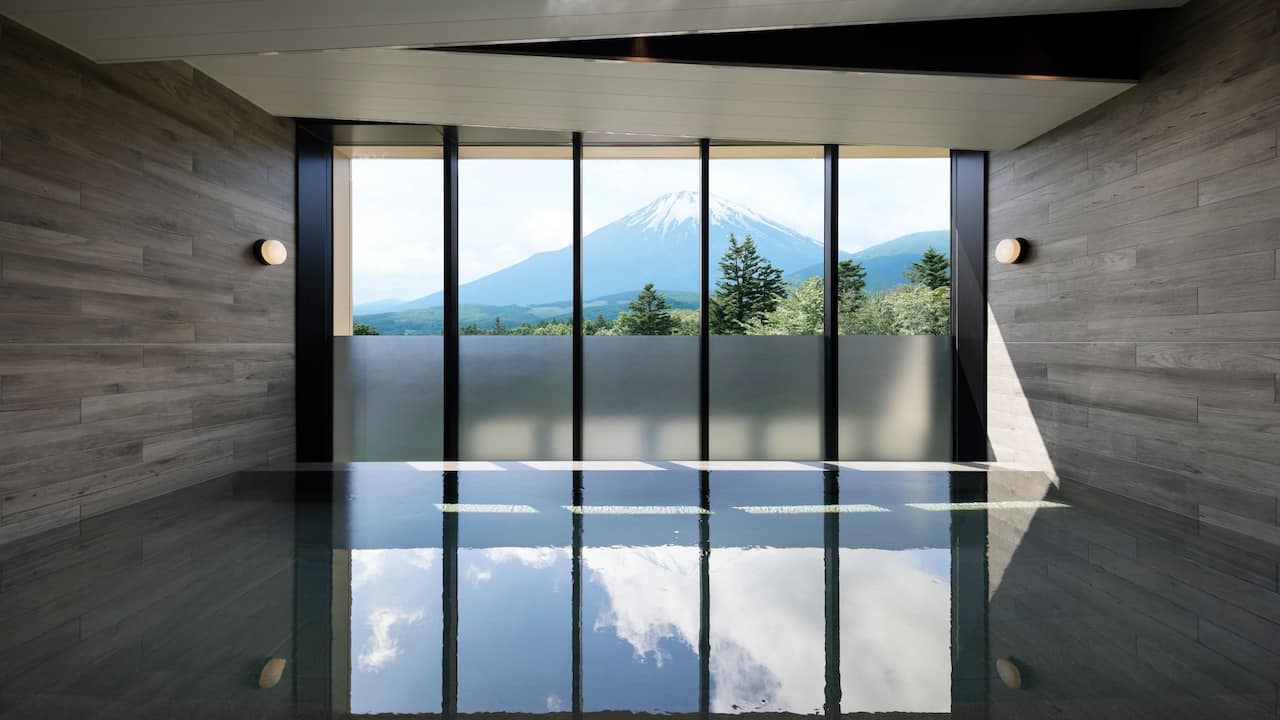 Onsen with Mount Fuji View