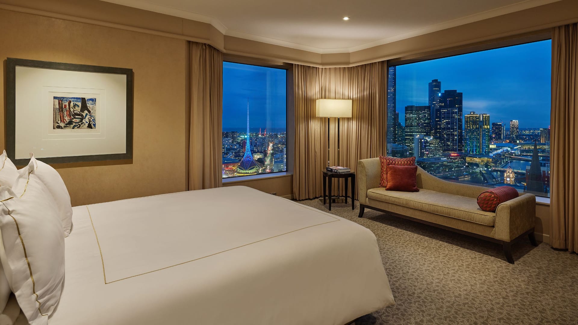Grand Hyatt Melbourne Diplomatic Bedroom
