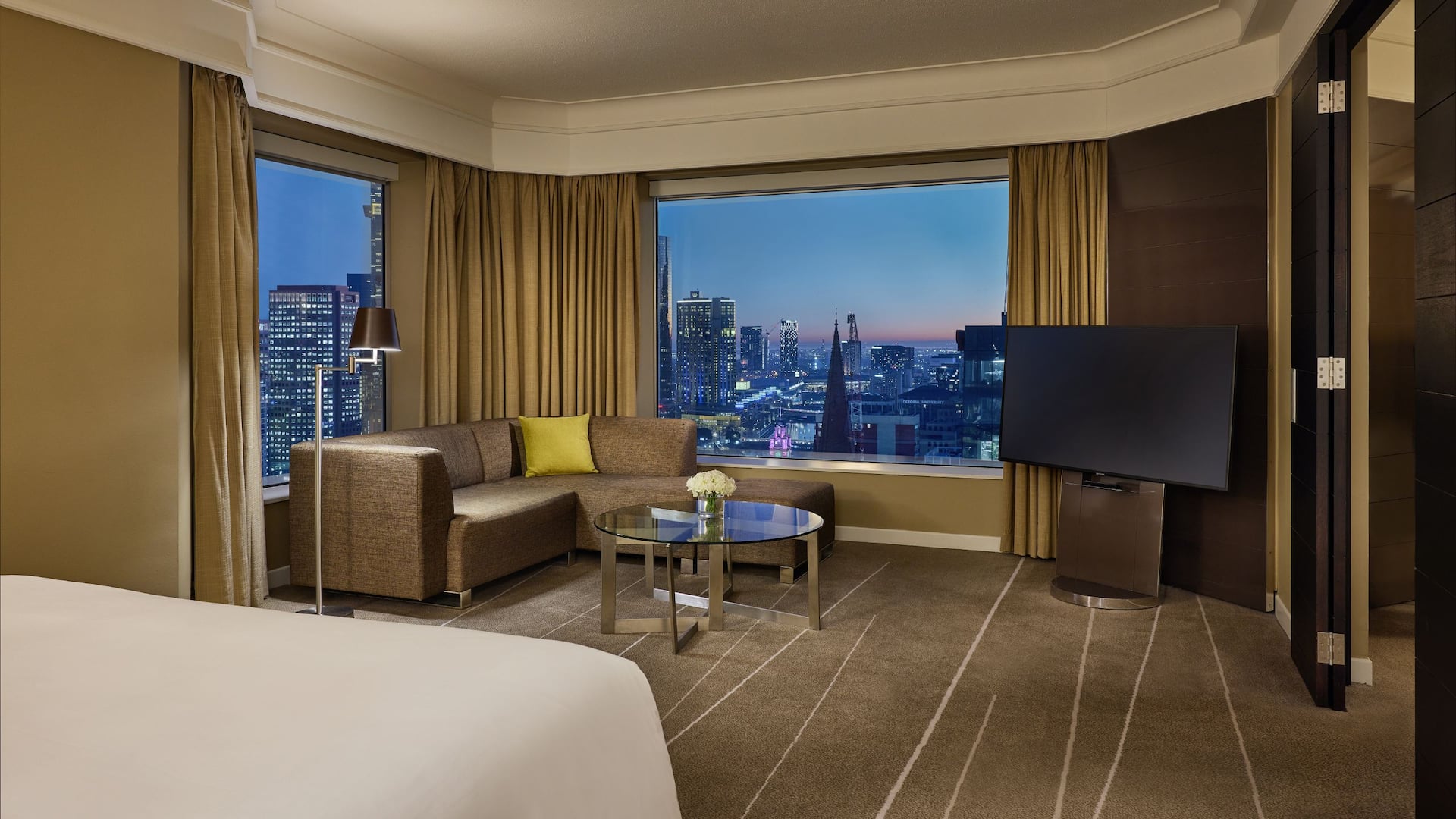 Grand Hyatt Melbourne Grand Suite Bedroom