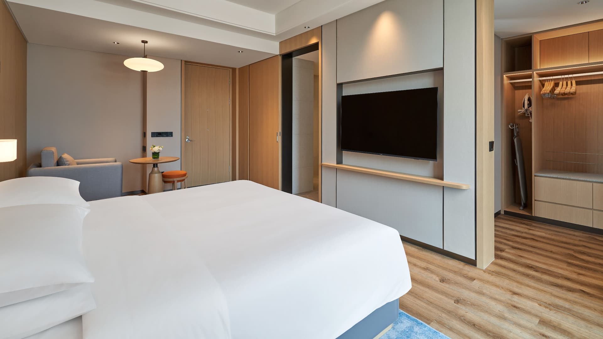 Hyatt Place Huangshan Train Station Handicapped Room