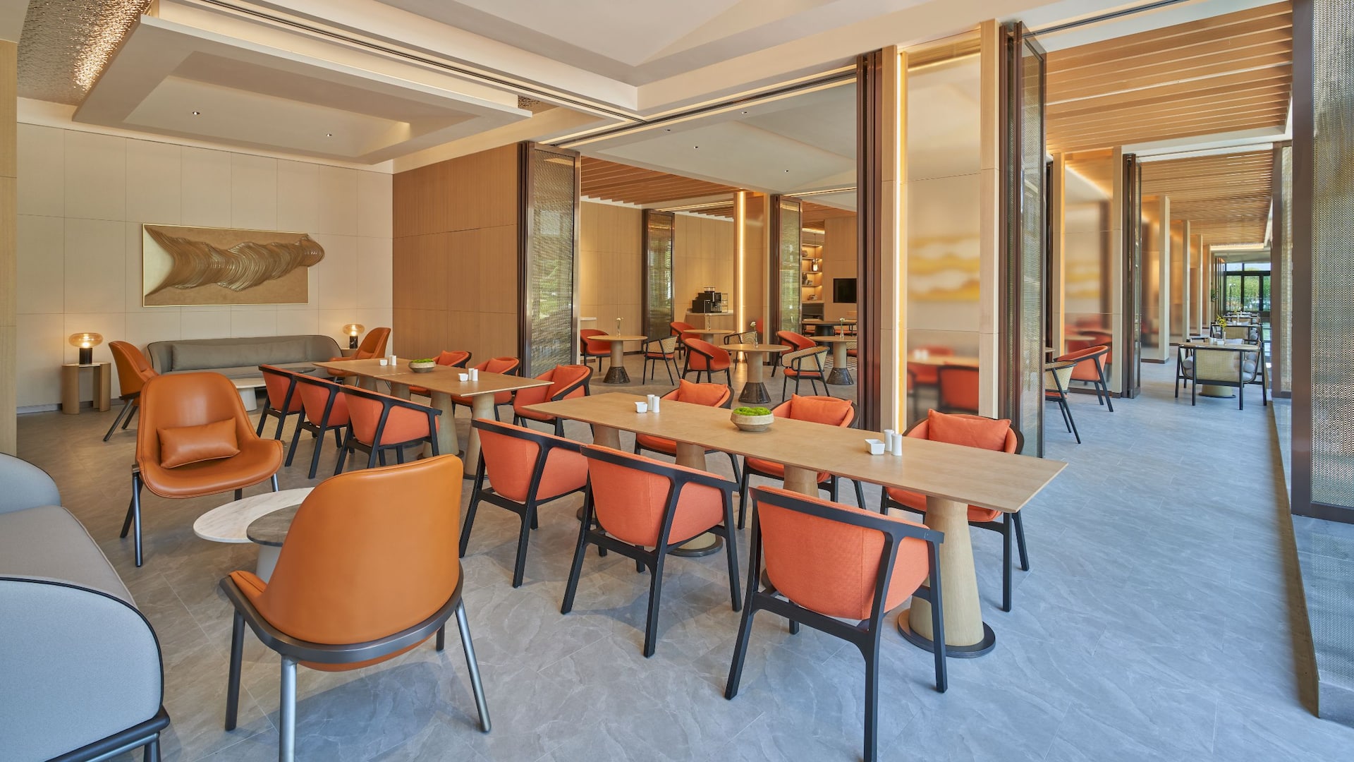 Hyatt Place Huangshan Train Station The Kitchen Family Dining Area