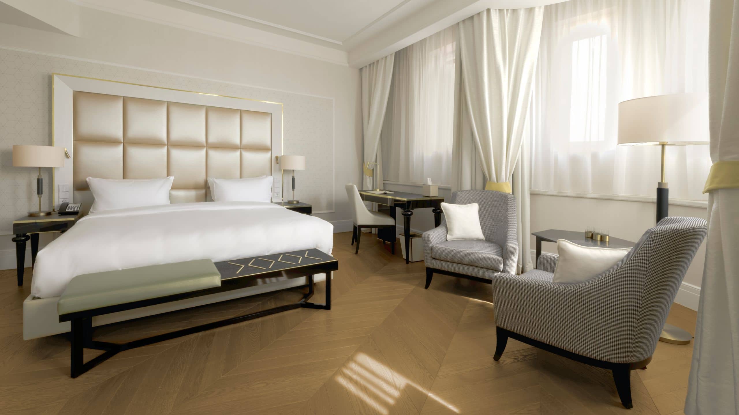 Párisi Udvar Hotel Budapest Corner Suite Bedroom