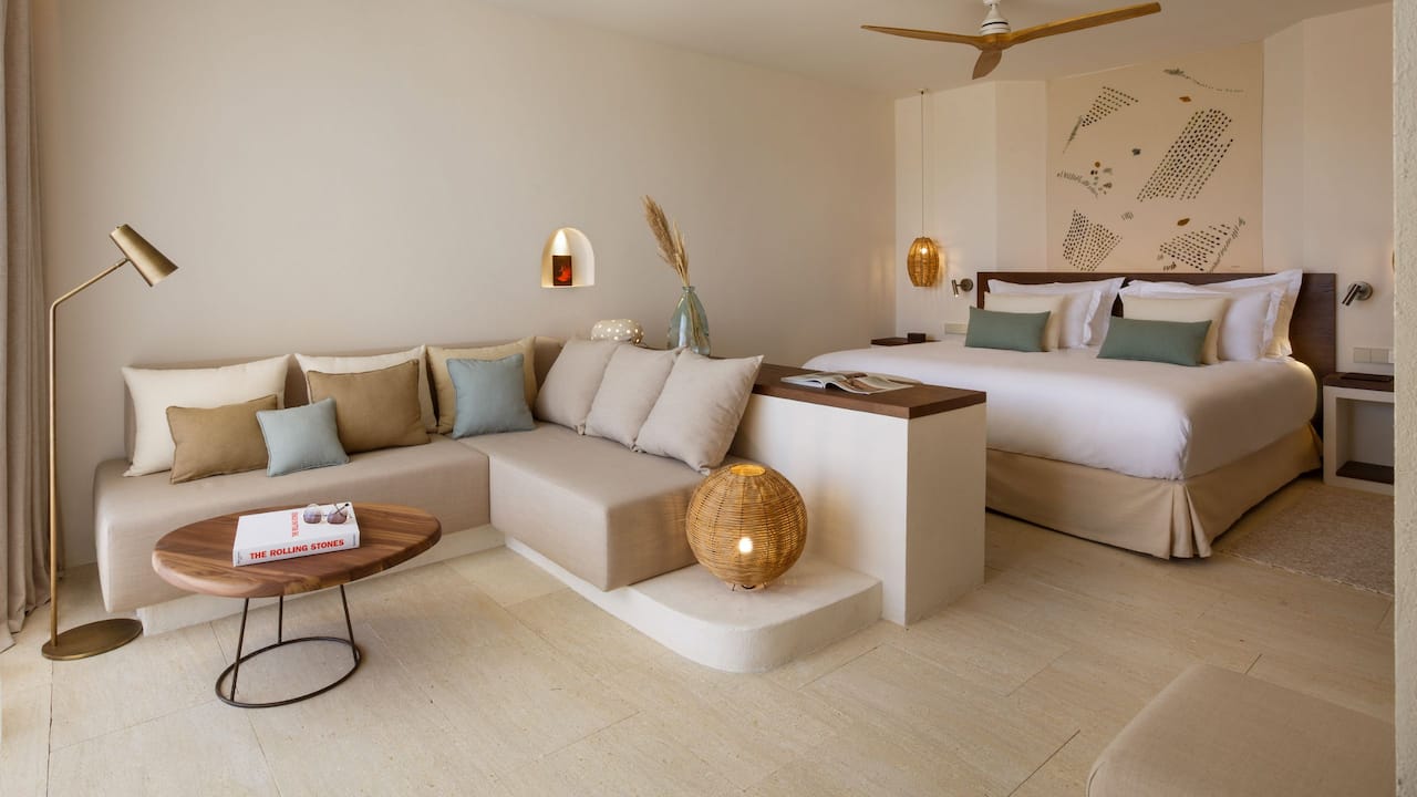 La Zambra Junior Suite Golf View Main Area