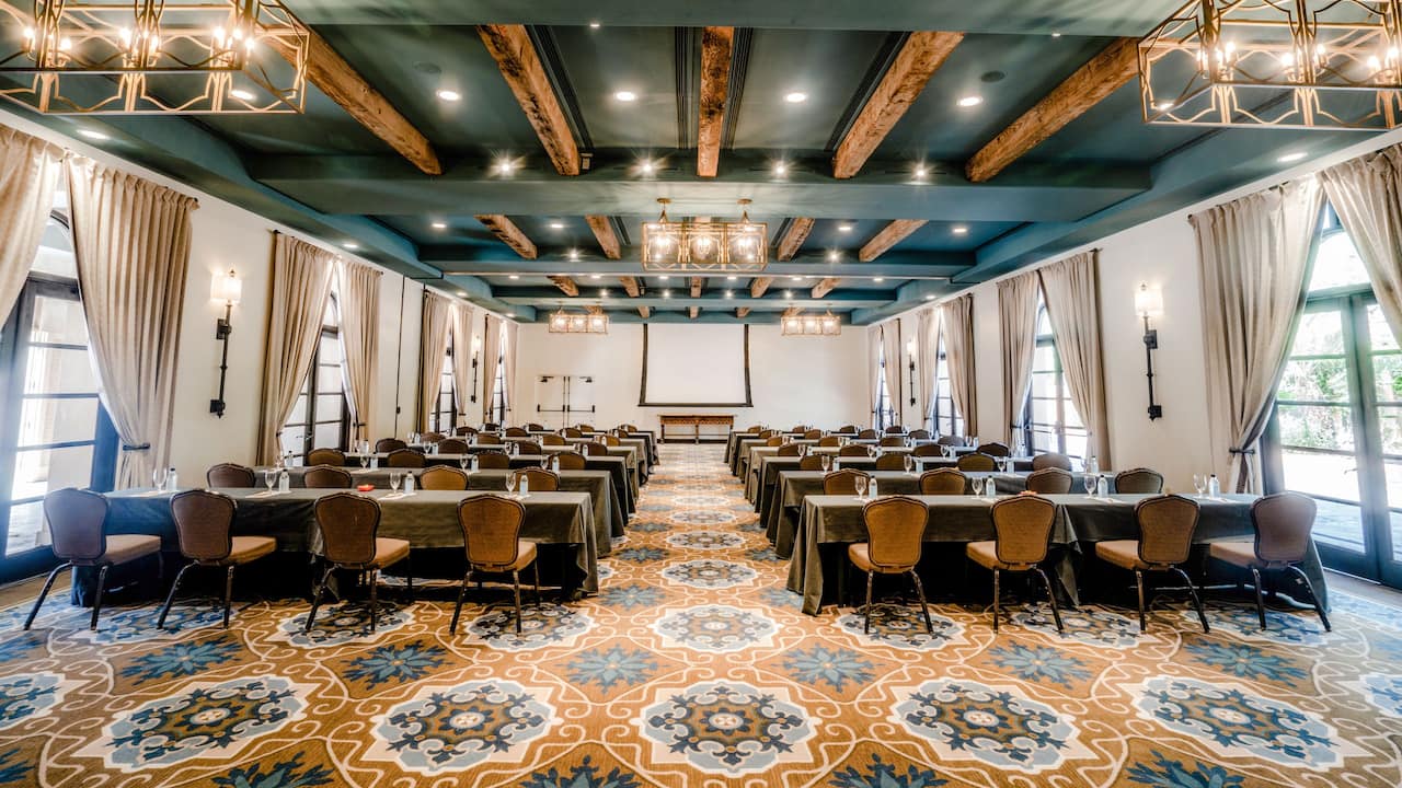 Estrella Ballroom Meeting Setup