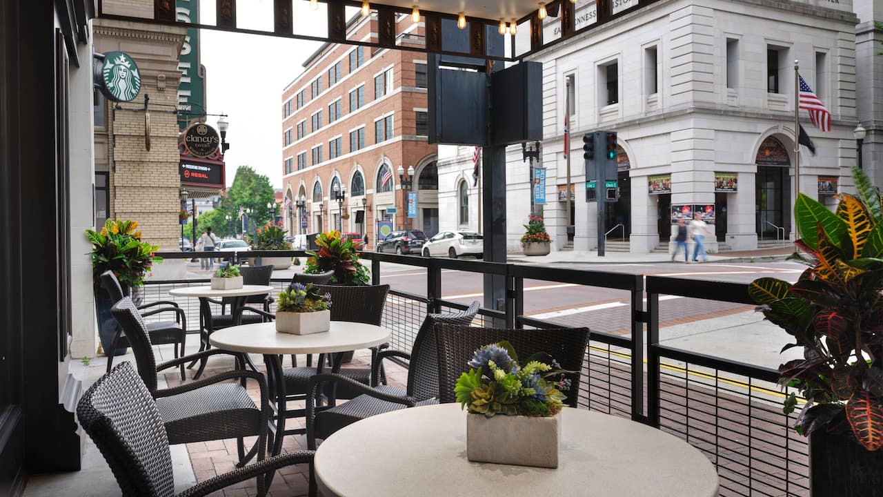 Hyatt Place Knoxville Downtown Front Seating Area