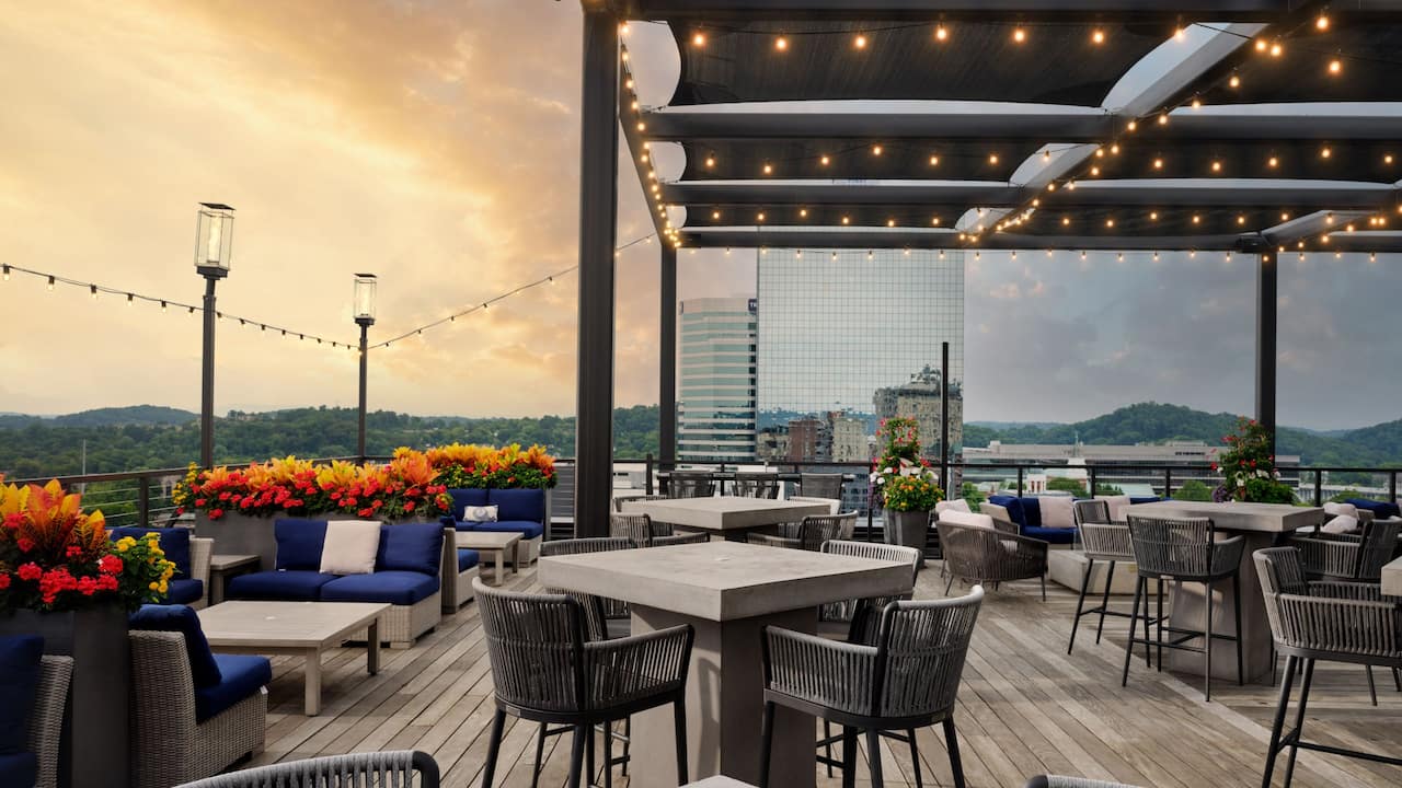 Hyatt Place Knoxville Downtown Rooftop Deck