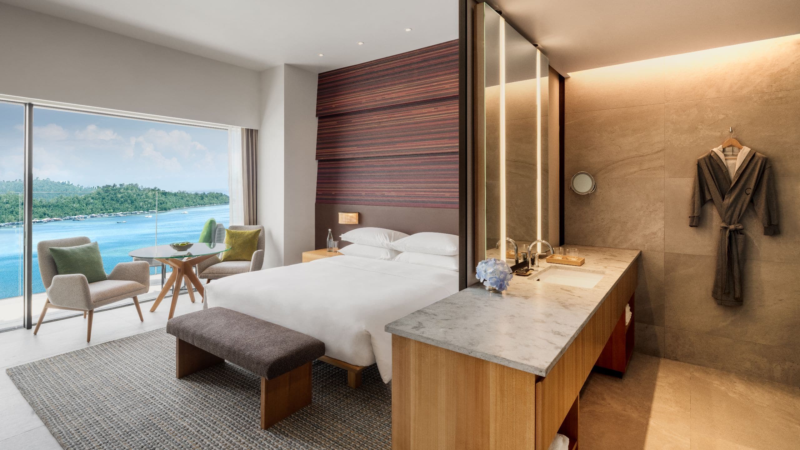 1 of 1 Hyatt Centric Kota Kinabalu Sea View King