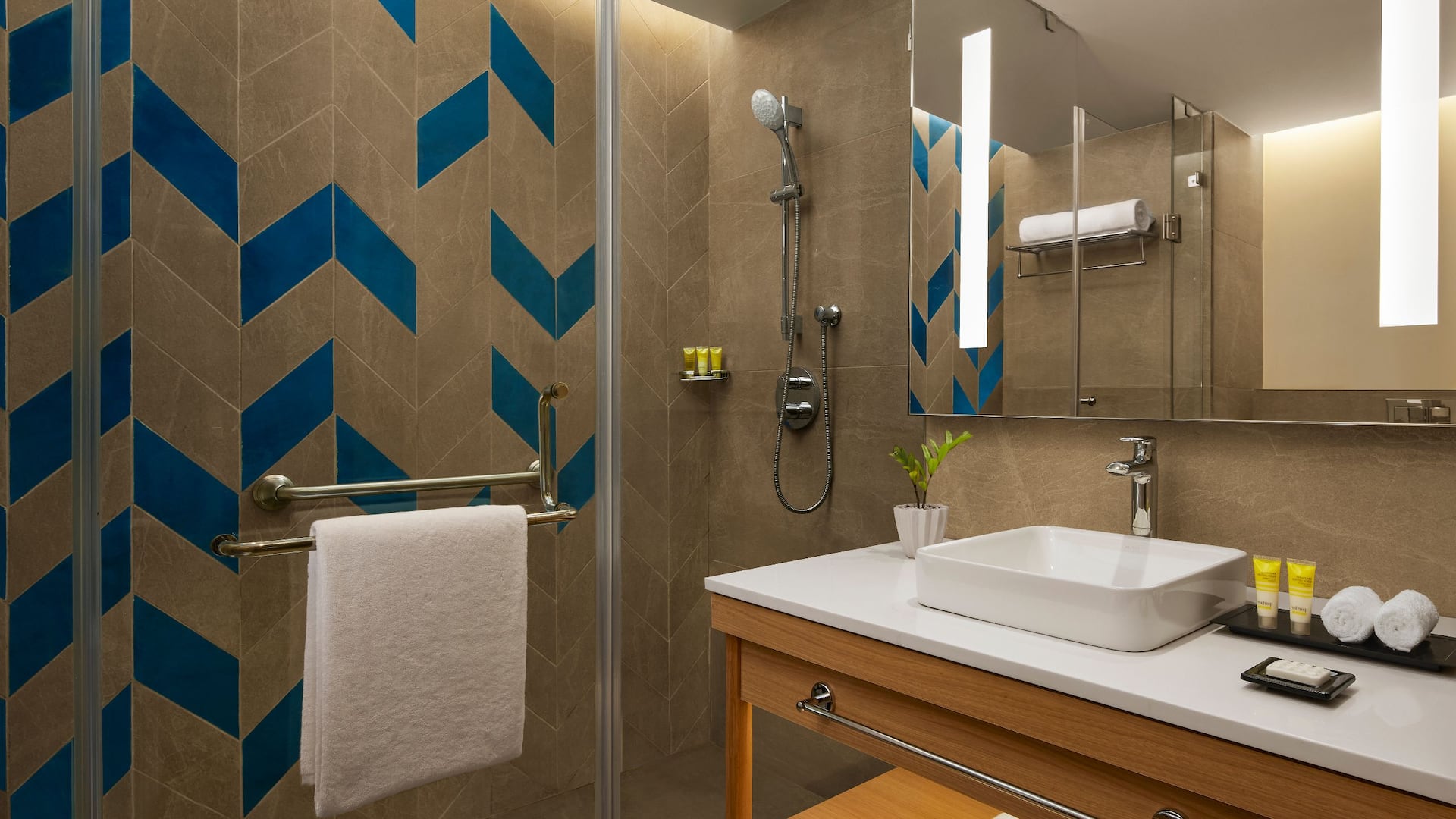 3/6 Hyatt Place Jaipur Malviya Nagar Jaizm Room Bathroom