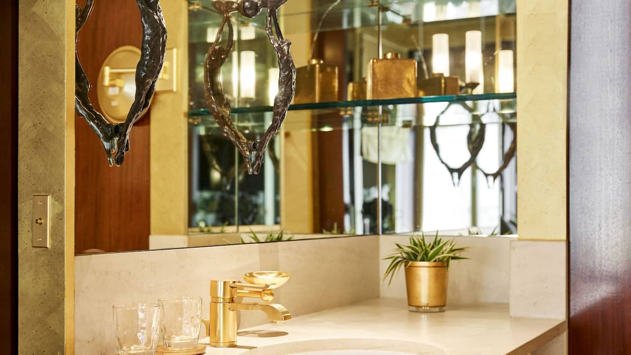 Park Hyatt Paris-Vendôme Bathroom Suite Deluxe