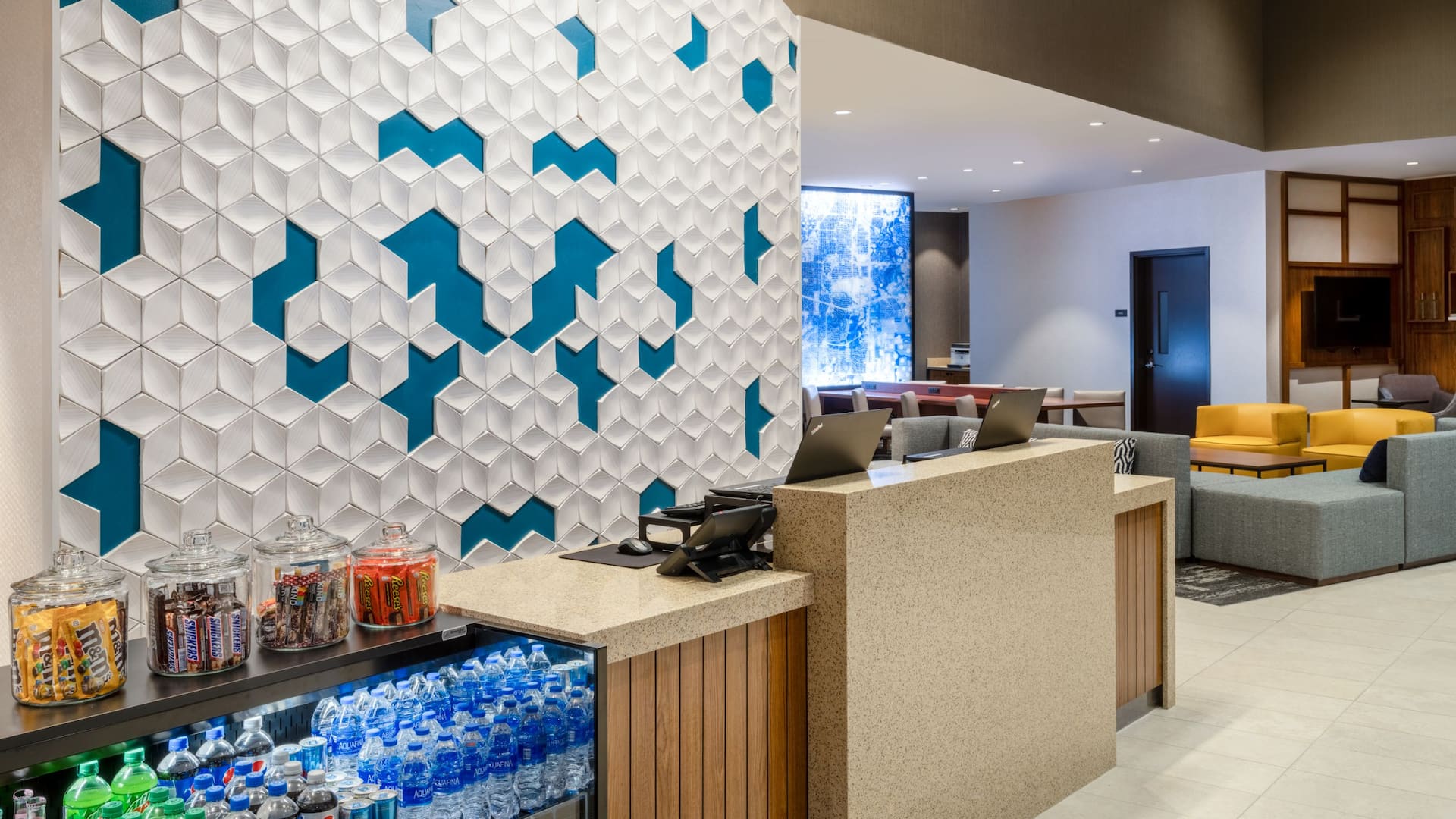 Hyatt Place Fort Worth / Alliance Town Center Front Desk