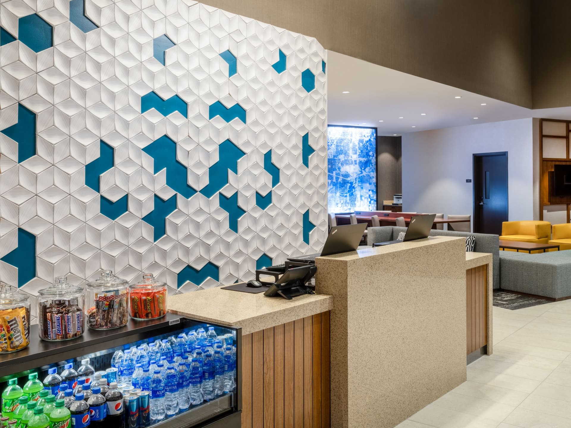 Hyatt Place Fort Worth / Alliance Town Center Front Desk