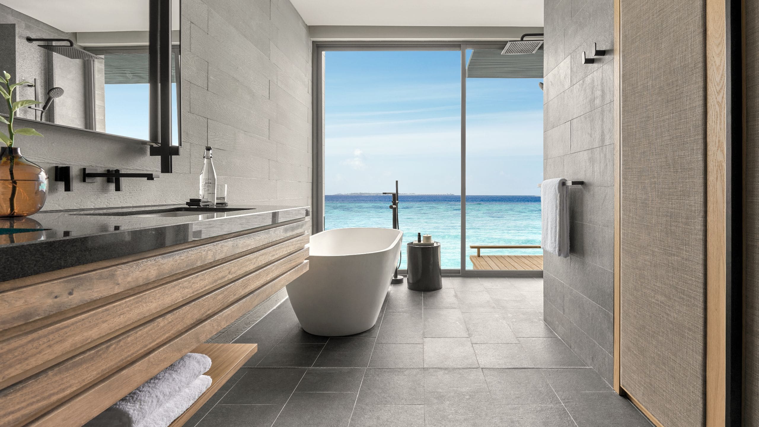 4/6 Alila Kothaifaru Maldives Sunset Water Villa Bathroom