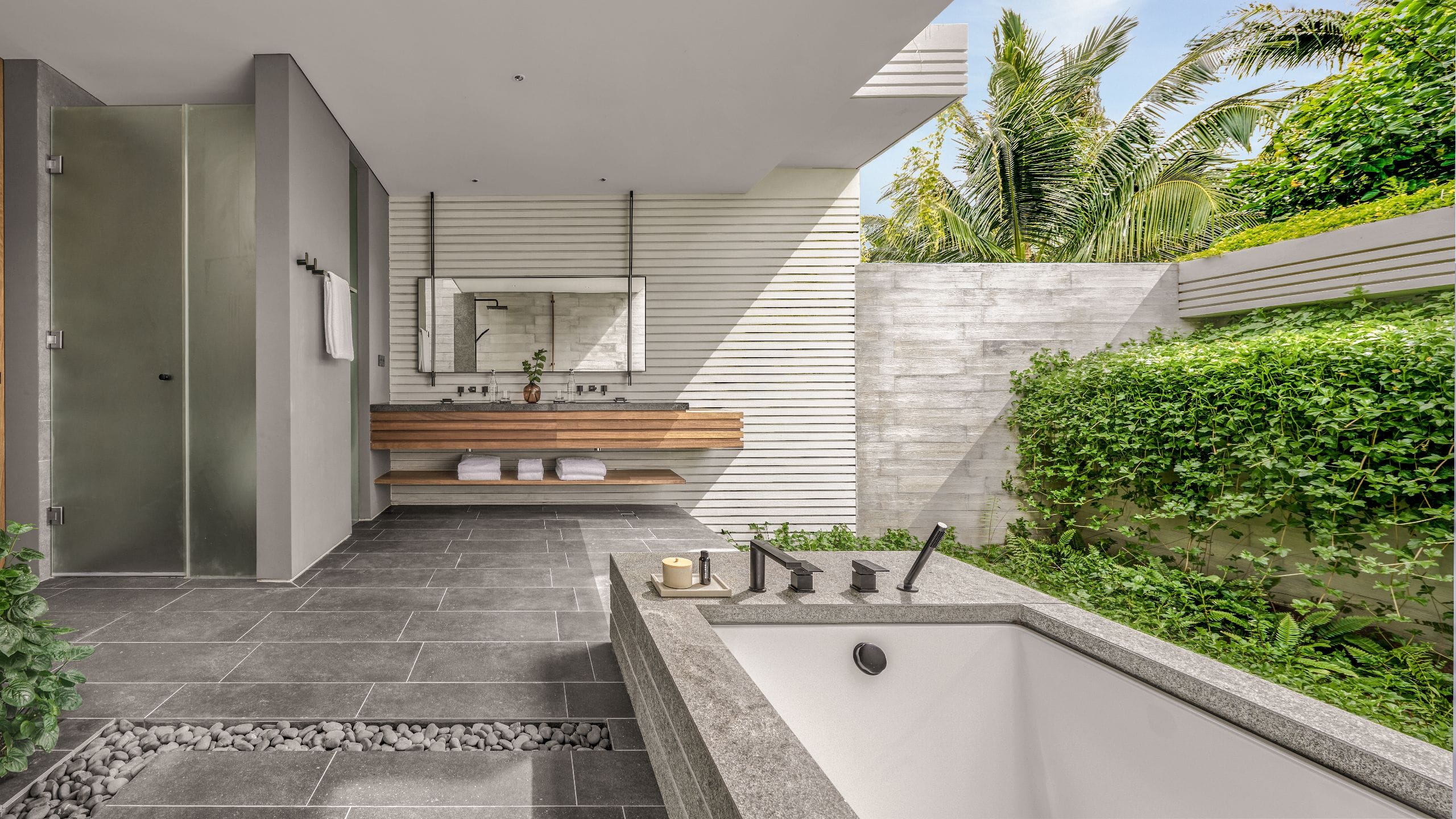 4/4 Alila Kothaifaru Maldives Beach Villa Bathroom