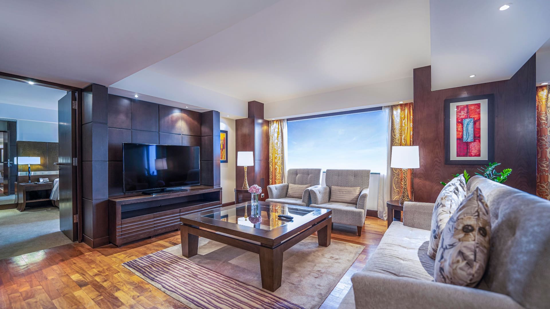 Hyatt Regency Dubai Regency Executive Suite Tv Room