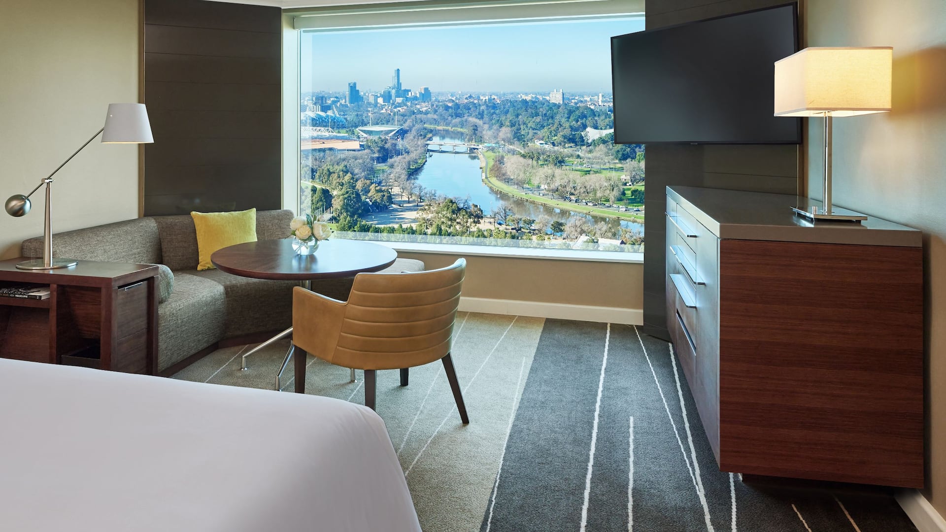 1/3 Grand Hyatt Melbourne Grand Twin Riverview