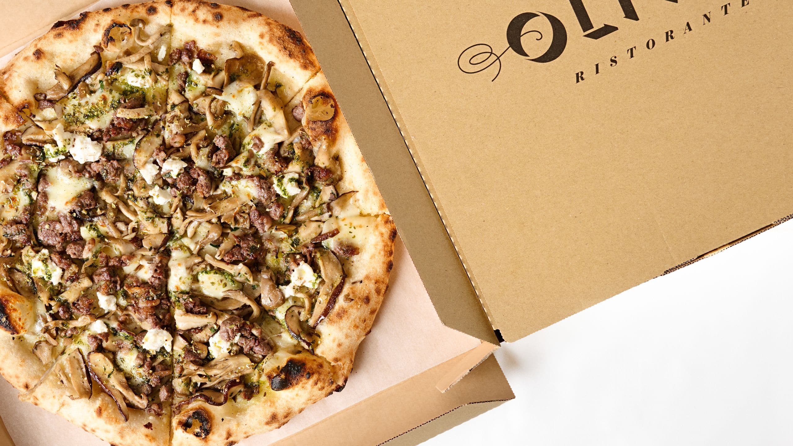 Park Hyatt Niseko Hanazono Take Away  Proscuitto Rucola Pizza