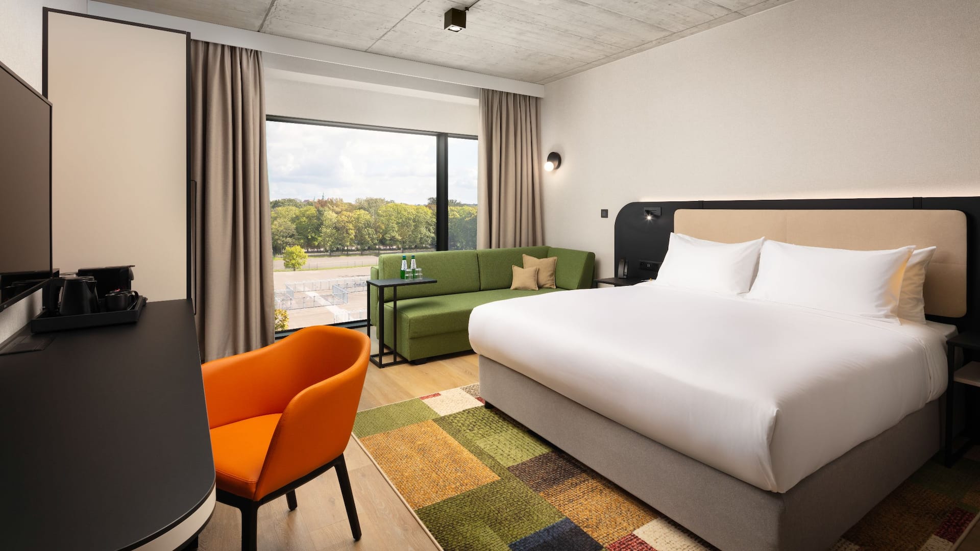 Hyatt Place Krakow King Bedroom Sofa