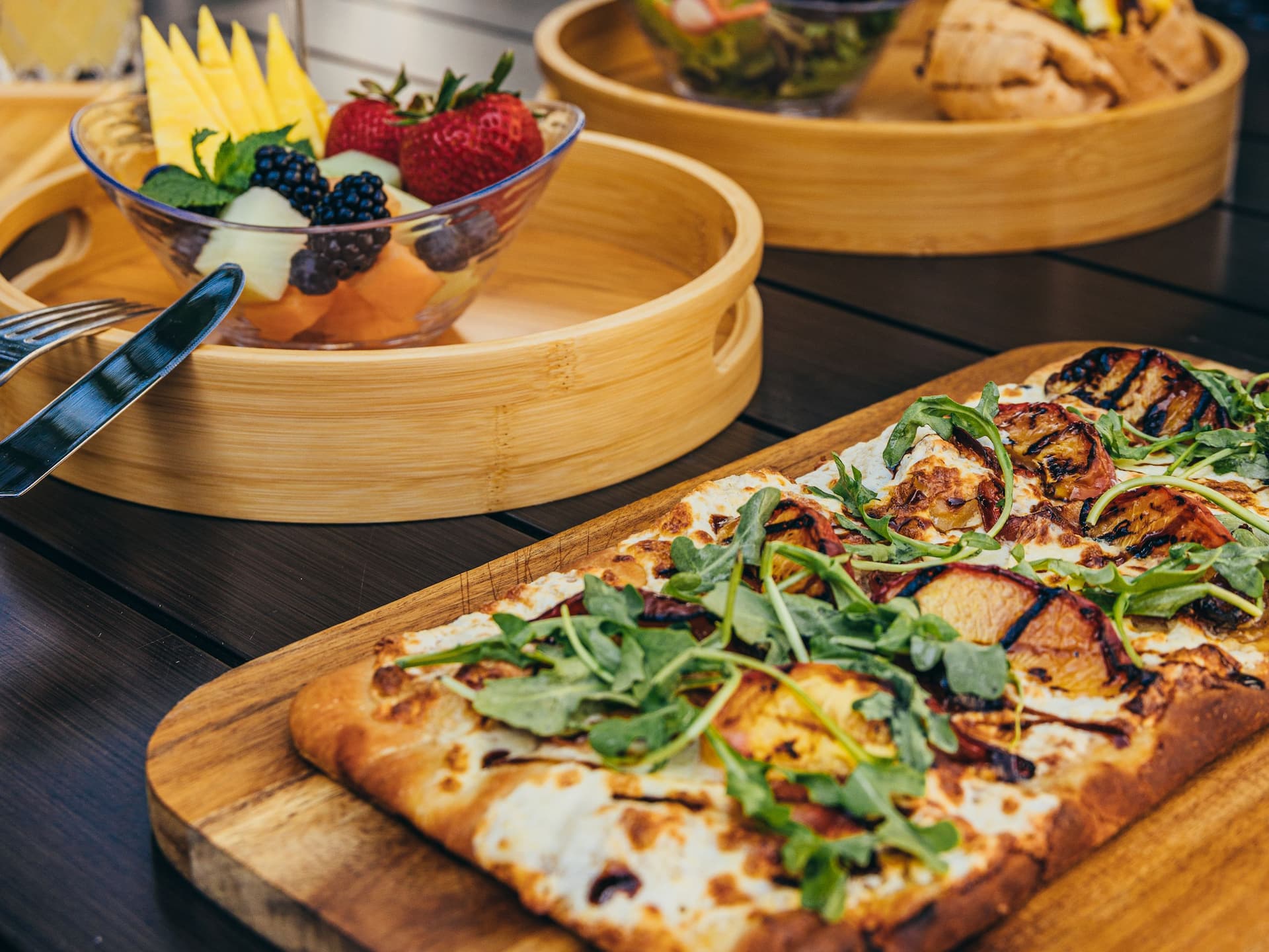 Grand Hyatt Atlanta in Buckhead Poolside Lunch Peach Flatbread No Hands