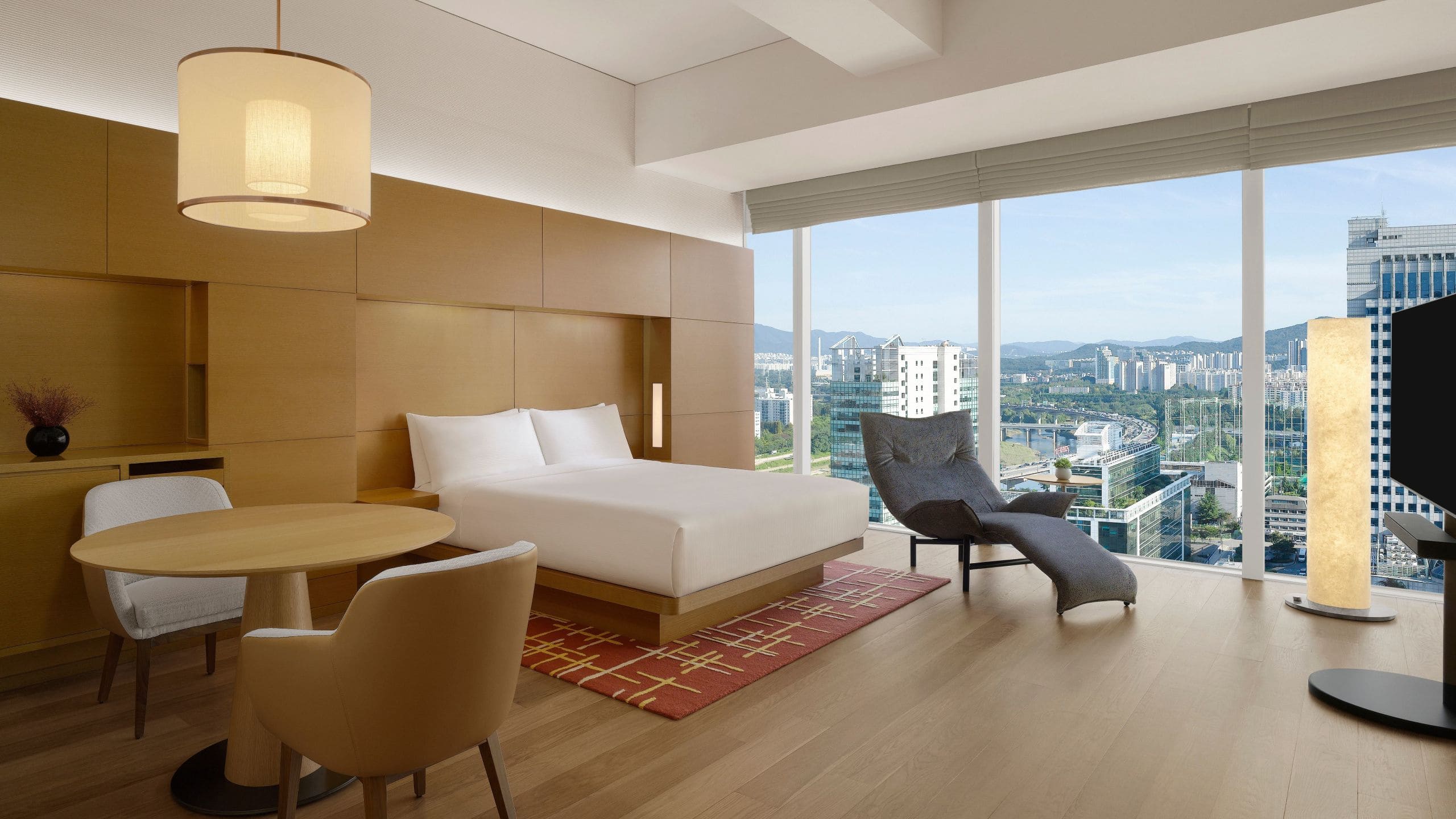 1/2 Park Hyatt Seoul King Bed Deluxe