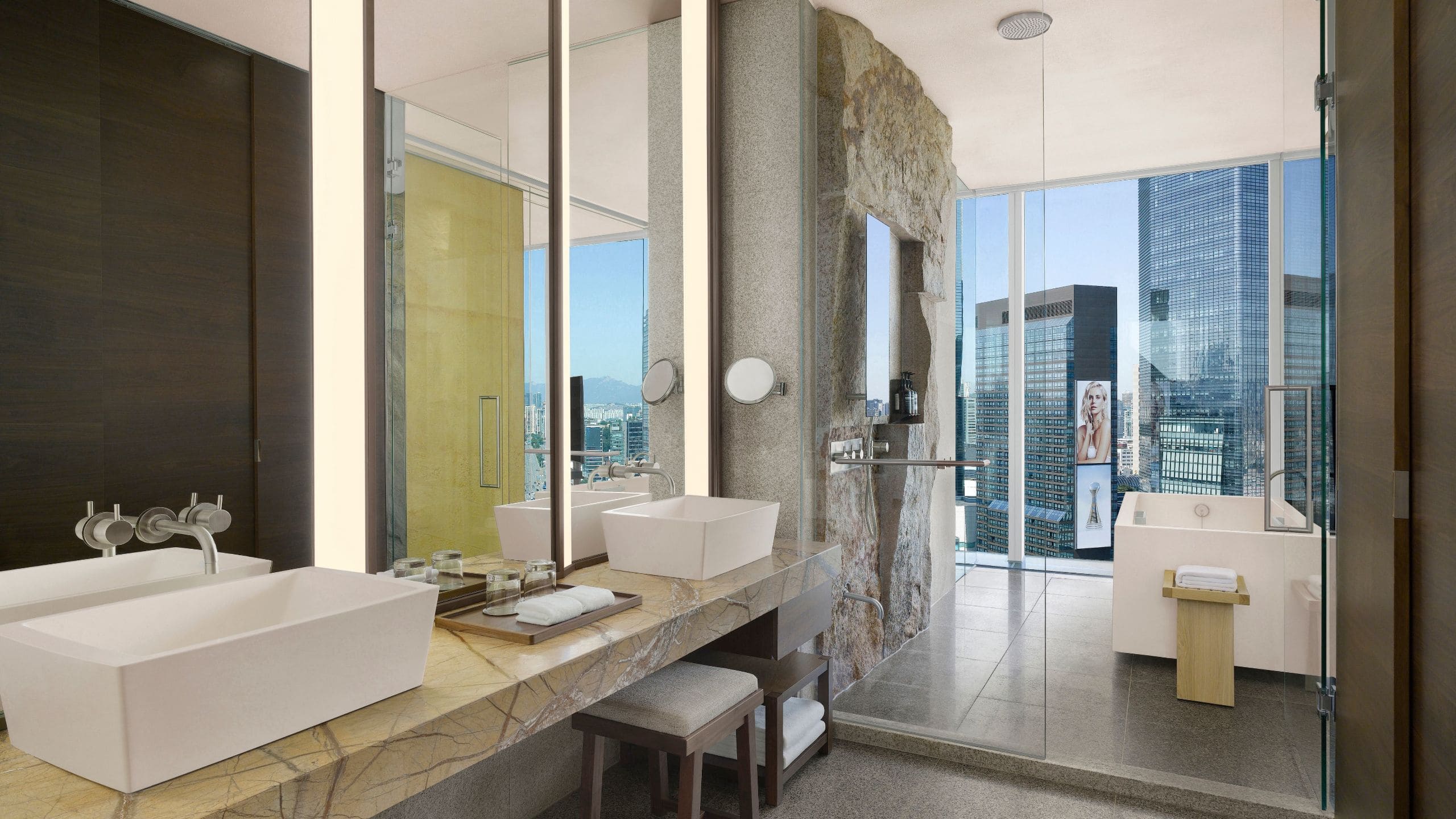 5/6 Park Hyatt Seoul Park Suite King Deluxe Bathroom Big Bottles