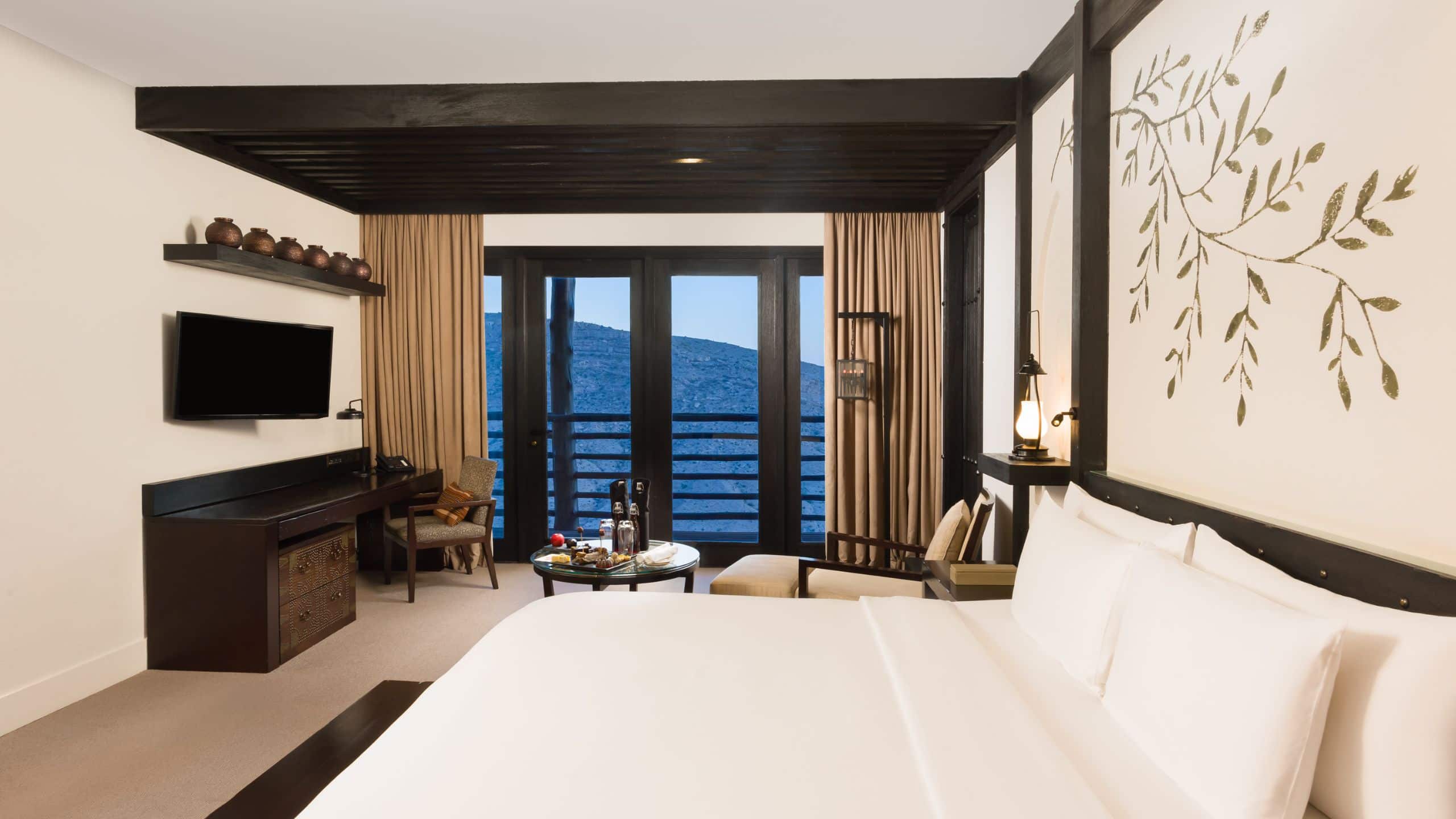 1 de 5 Alila Jabal Akhdar Jabal Terrace Suite King Room