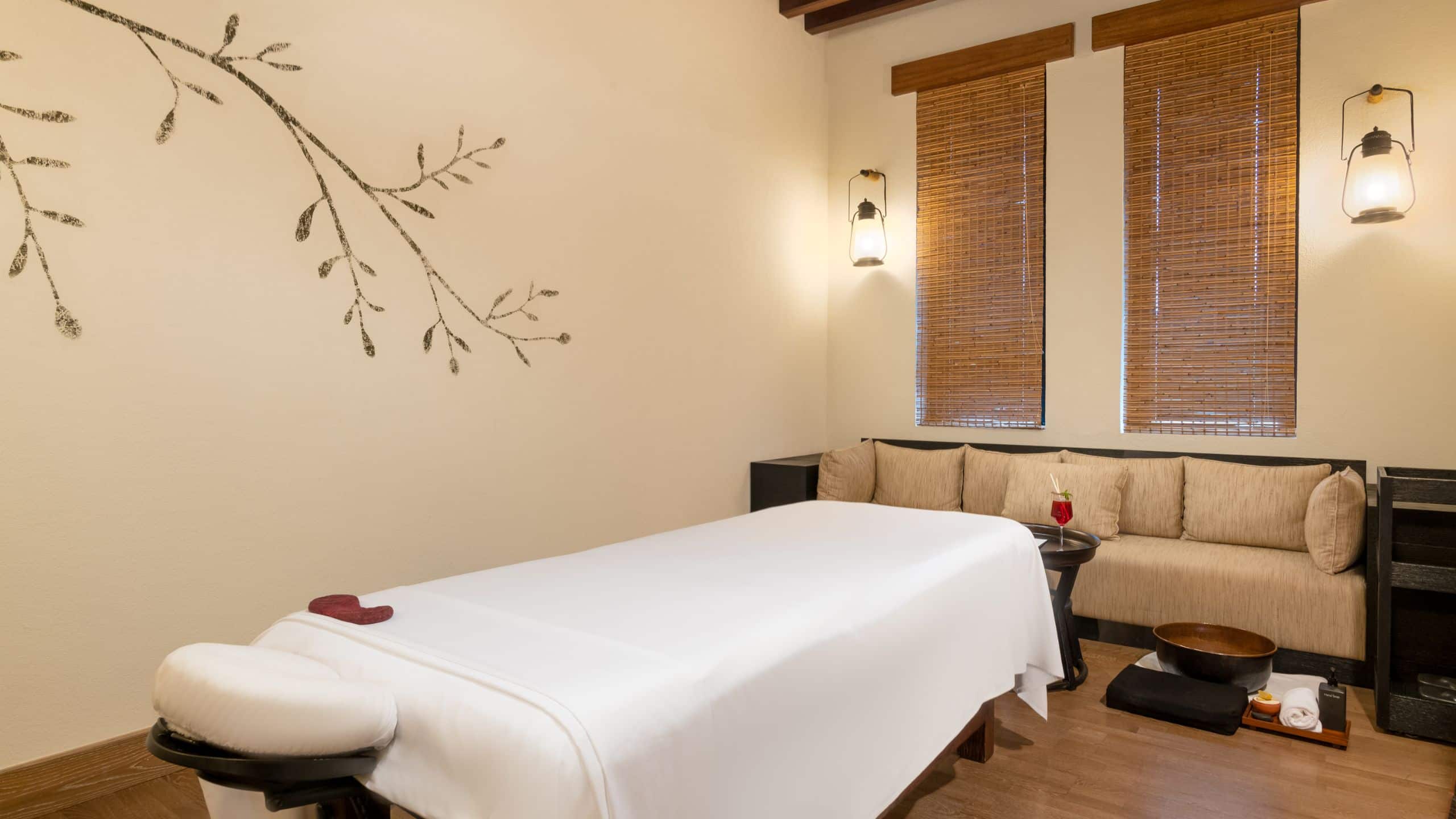 Alila Jabal Akhdar Spa Alila Massage Room Couch View