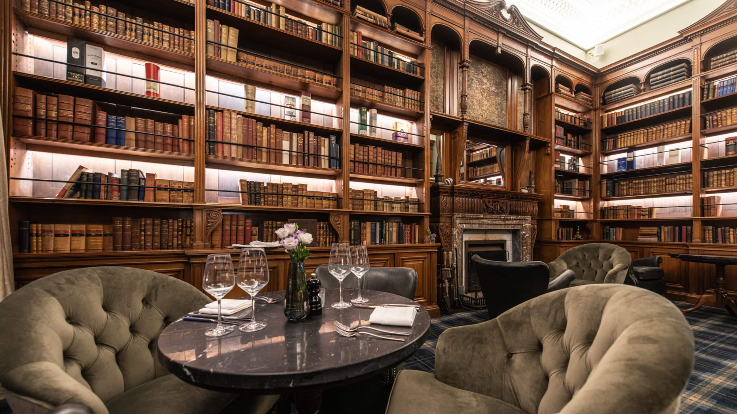 Schloss Roxburghe Golf Hotel Bar 1745