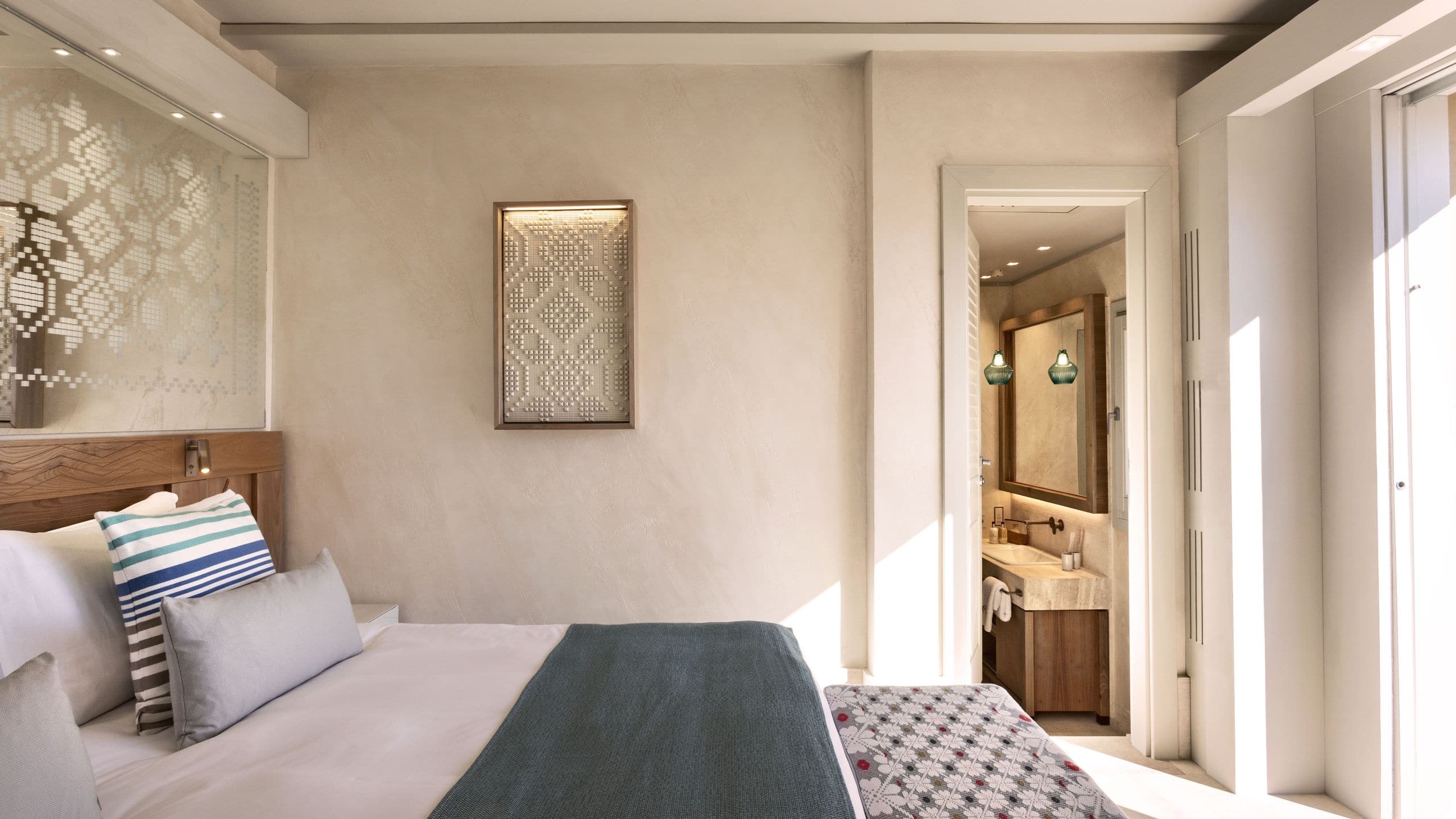 4 of 9 7Pines Resort Sardinia Suite Caprera Bedroom
