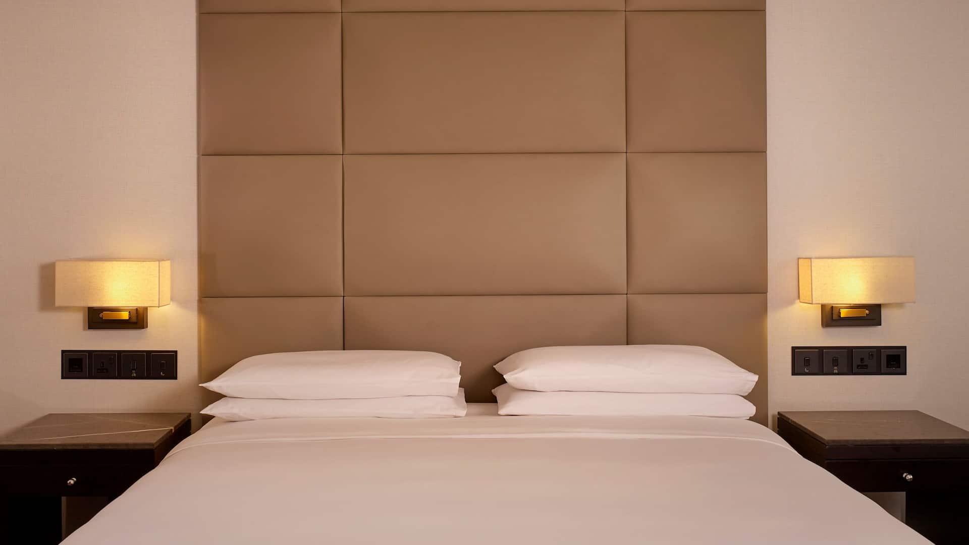 Hyatt Regency Al Kout Mall King Room