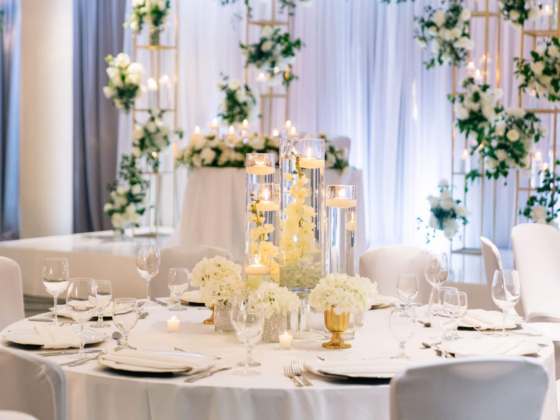 Hyatt Regency Houston Event Banquet Tables