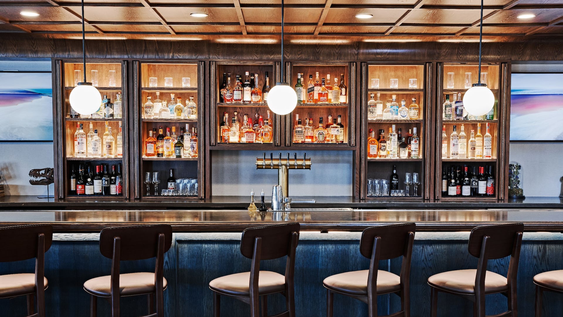 Hyatt Regency Boston / Cambridge Bar Seating