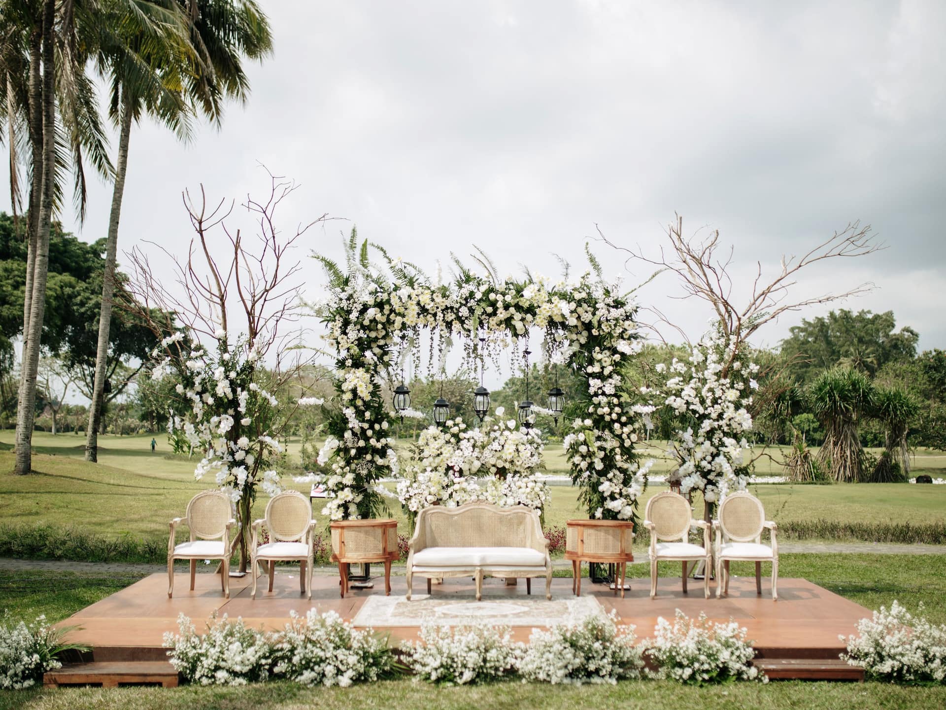Hyatt Regency Yogyakarta Wedding at Merapi Garden with Golf View