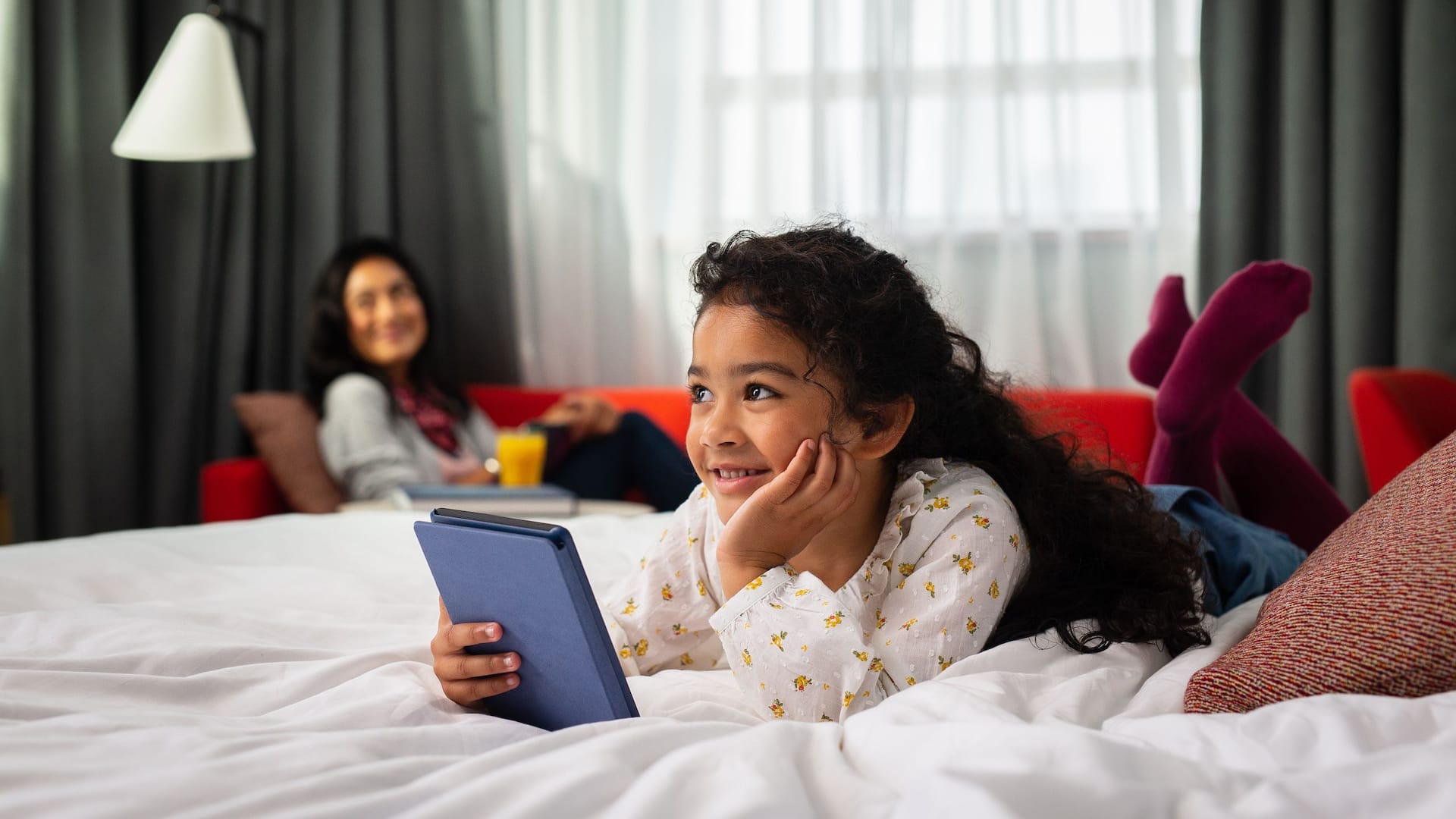 Hyatt Place London City East Lifestyle Inroom Family