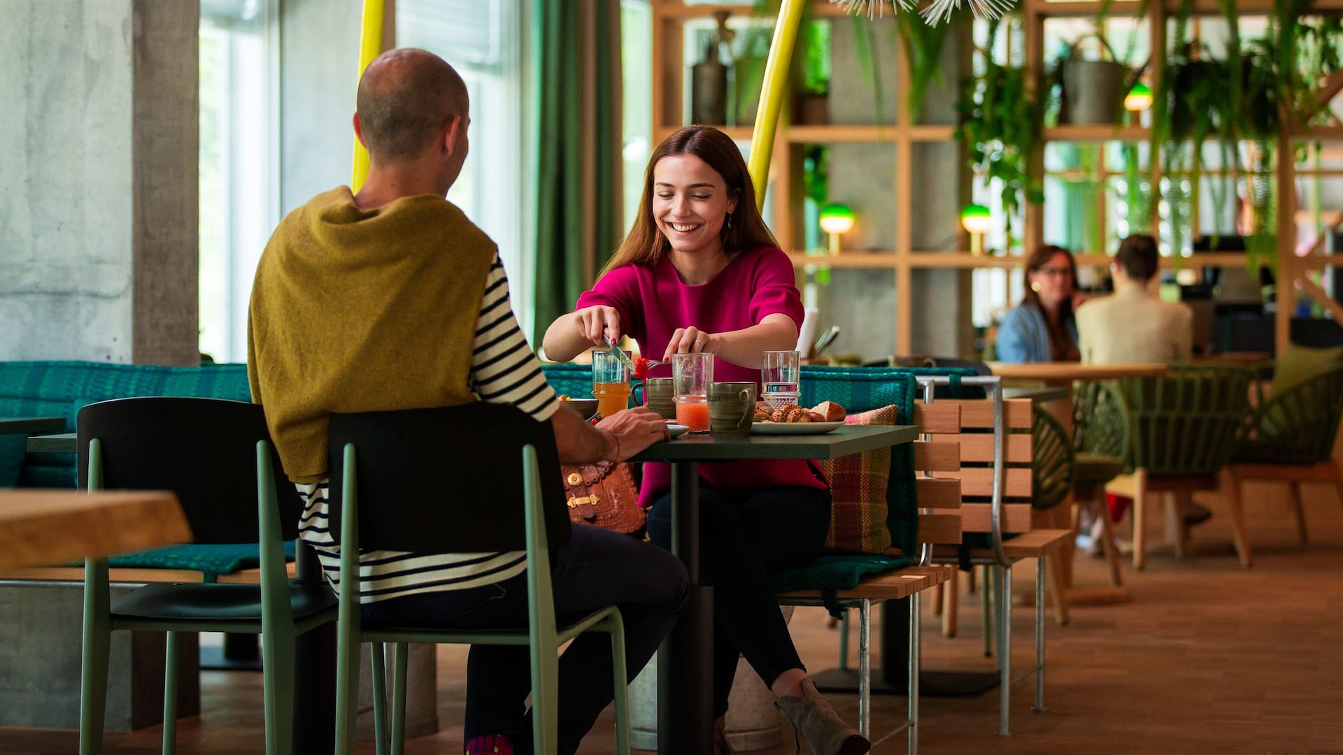 Hyatt Place Zurich Airport The Circle Couple Breakfast